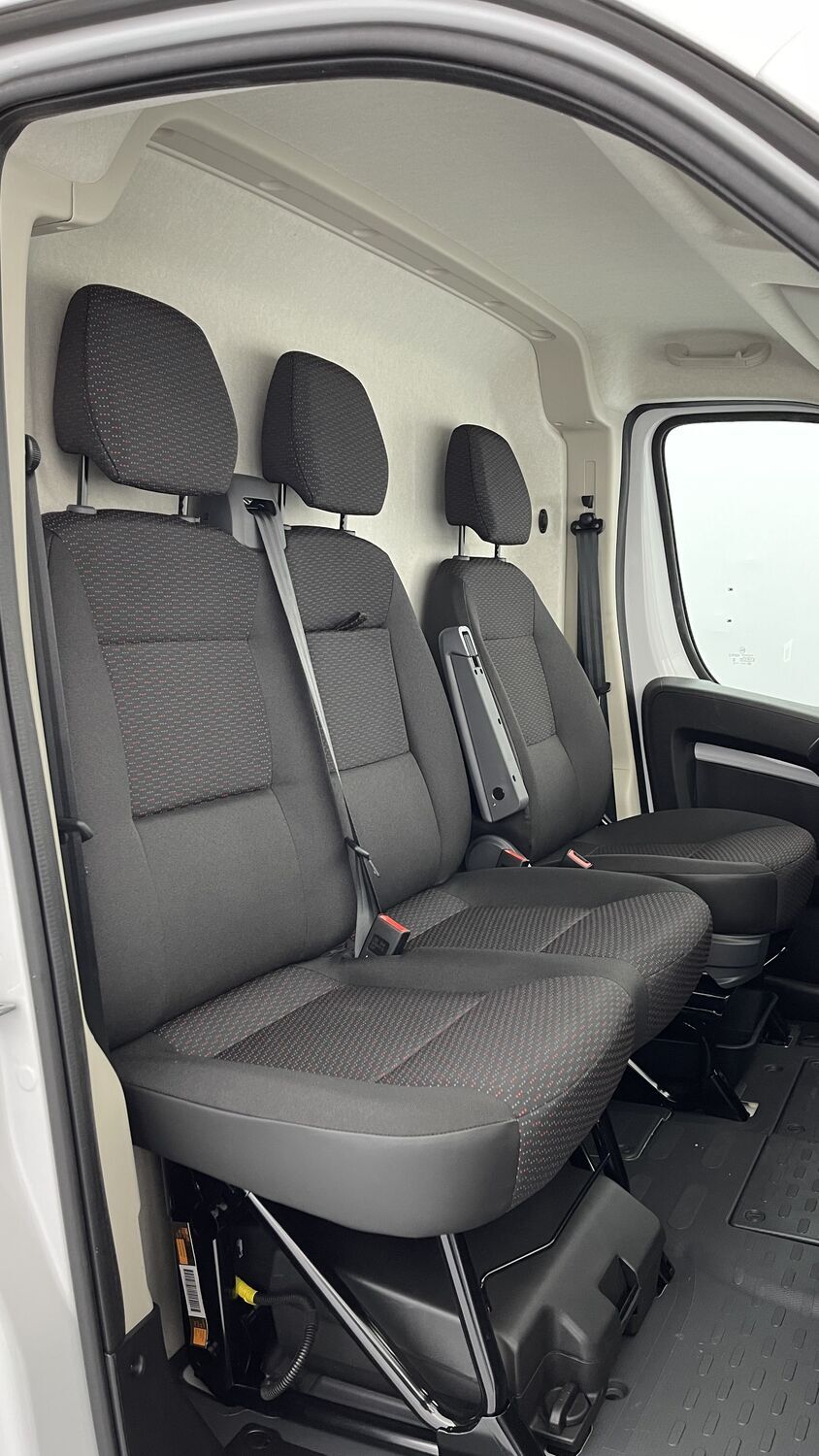 GLI00259939_p53 - OPEL - MOVANO - 2023 - photo 12