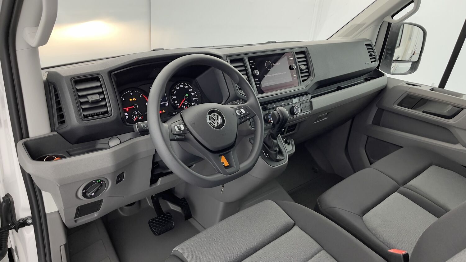 GLI00274379_p53 - VOLKSWAGEN - CRAFTER - 2024 - photo 6