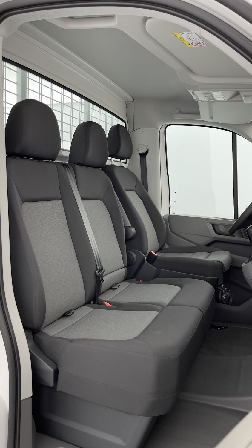 GLI00274392_p53 - VOLKSWAGEN - CRAFTER - 2024 - photo 11