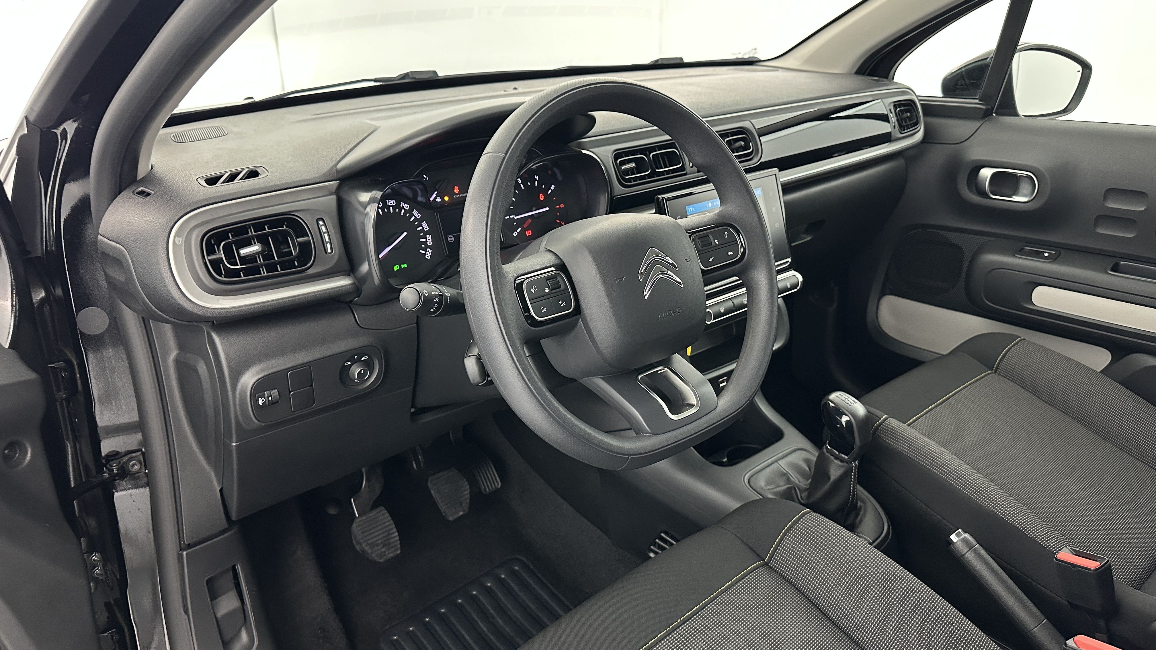 GLI00002134_p53 - CITROEN - C3 - 2024 - photo 6