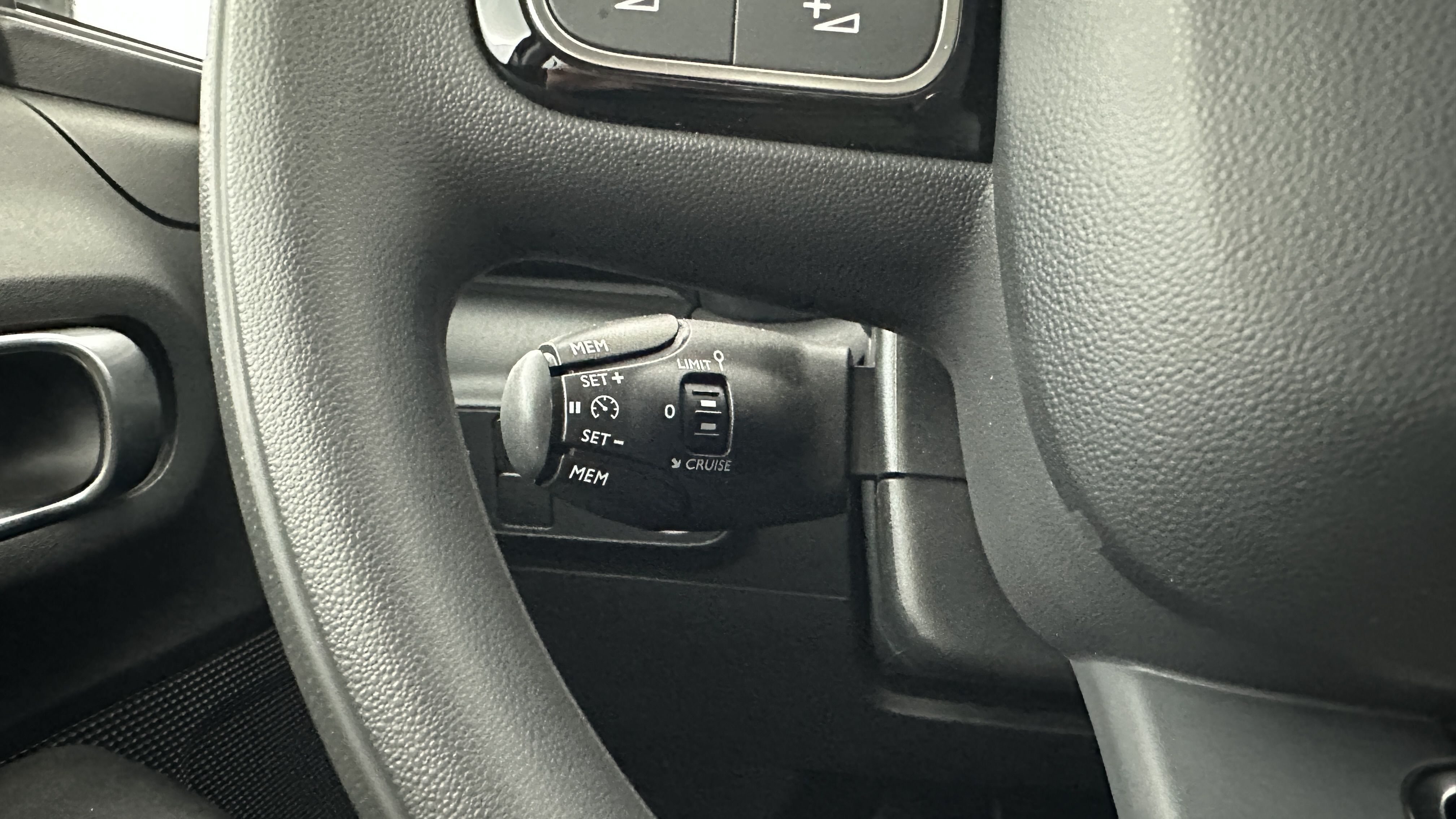 GLI00001792_p53 - CITROEN - C3 - 2024 - photo 18