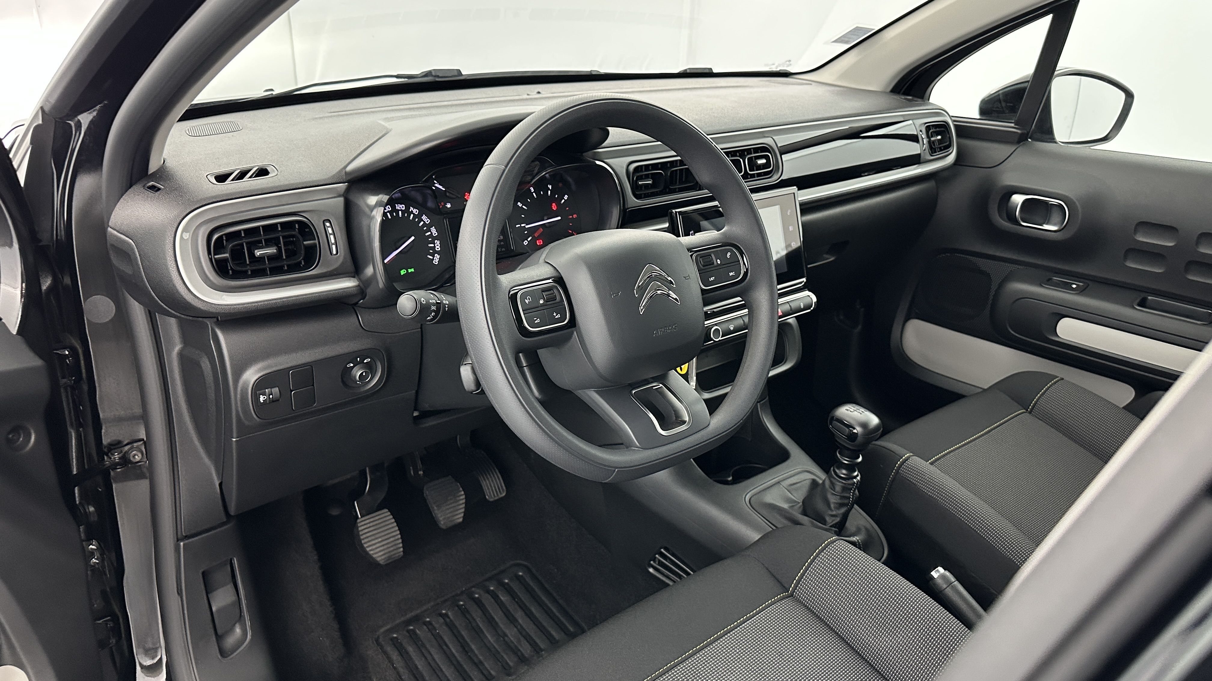 GLI00002808_p53 - CITROEN - C3 - 2024 - photo 6