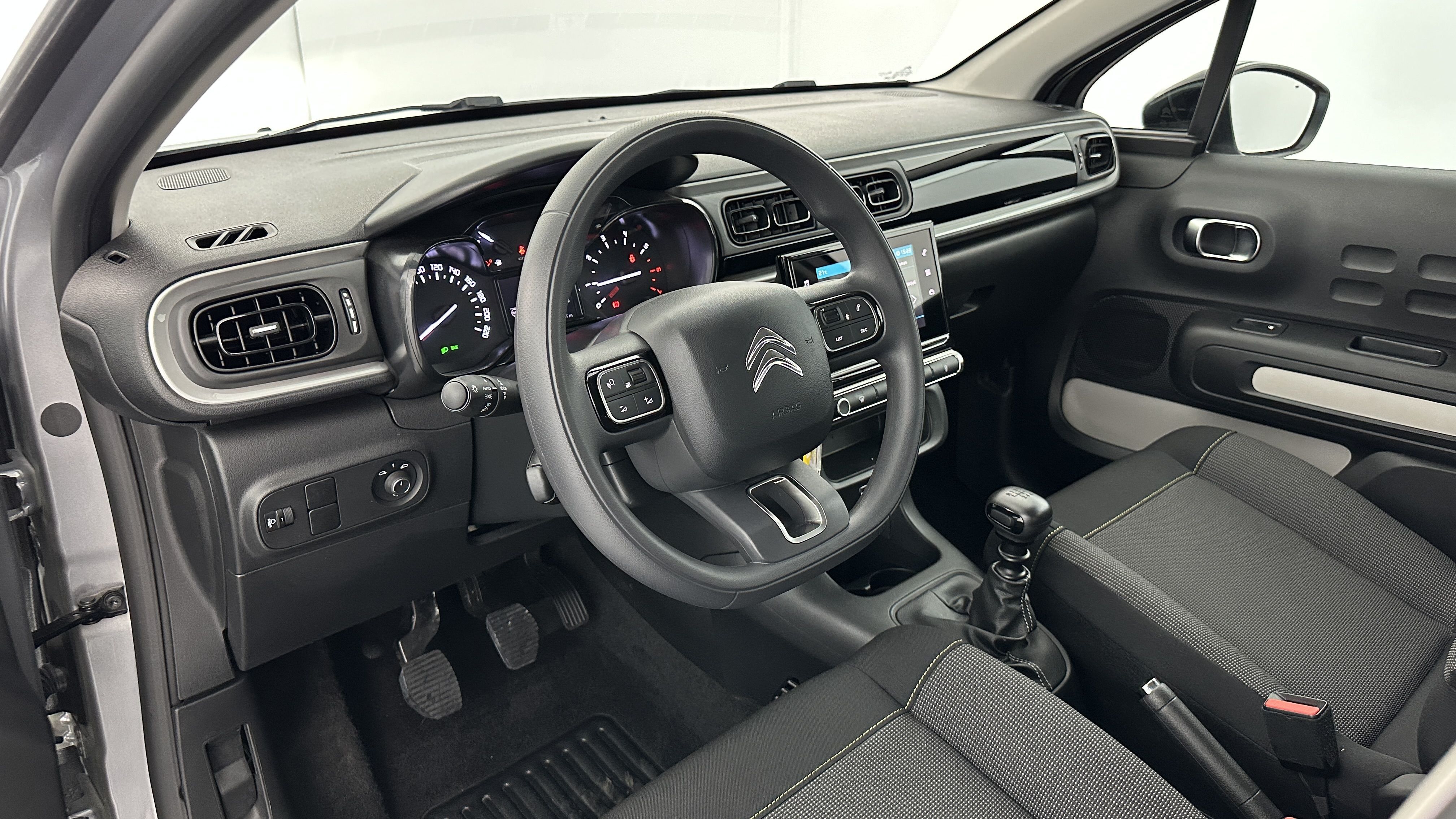 GLI00002791_p53 - CITROEN - C3 - 2024 - photo 6