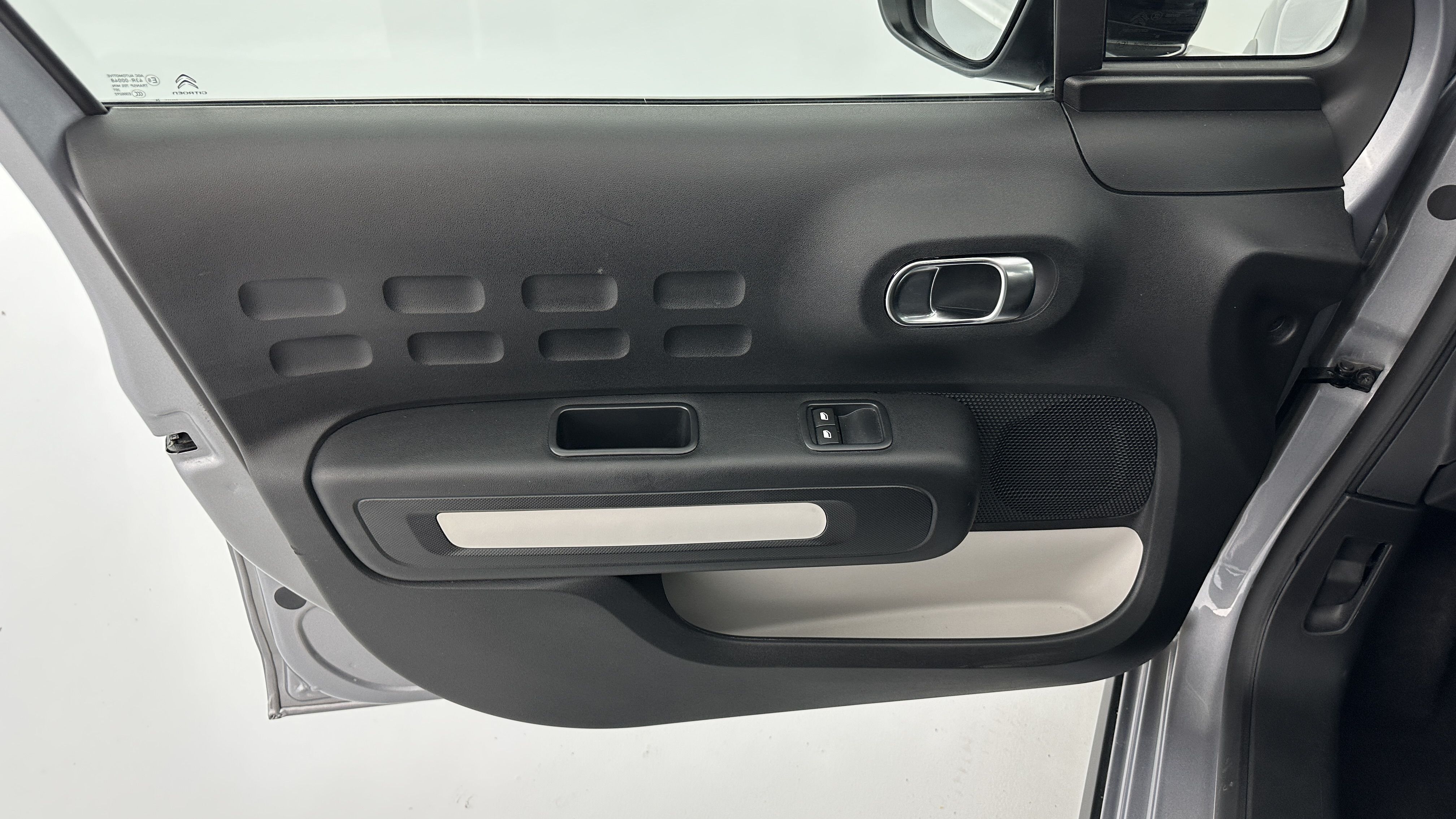 GLI00002791_p53 - CITROEN - C3 - 2024 - photo 12