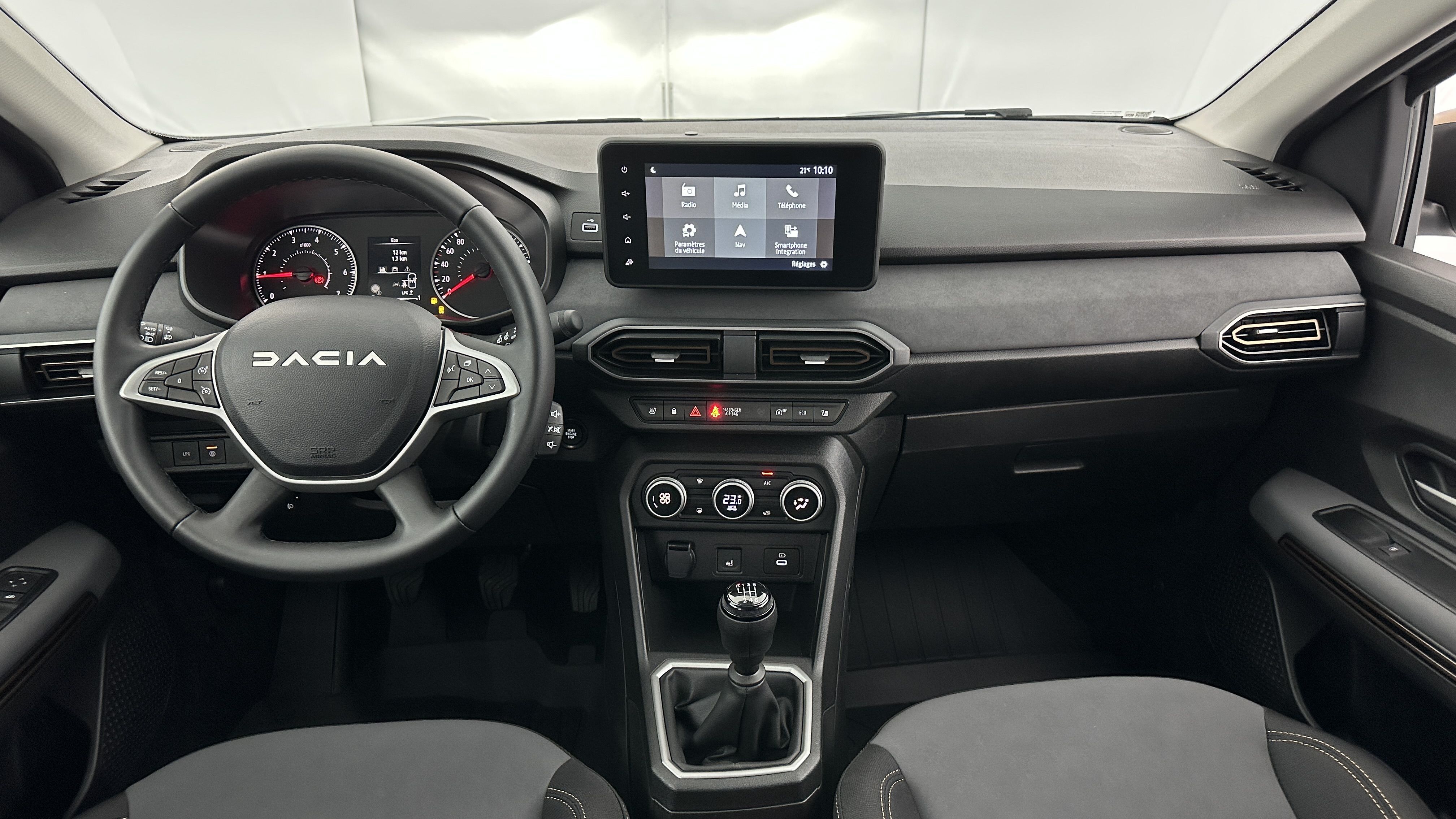 GLI00005868_p53 - DACIA - JOGGER - 2025 - photo 7