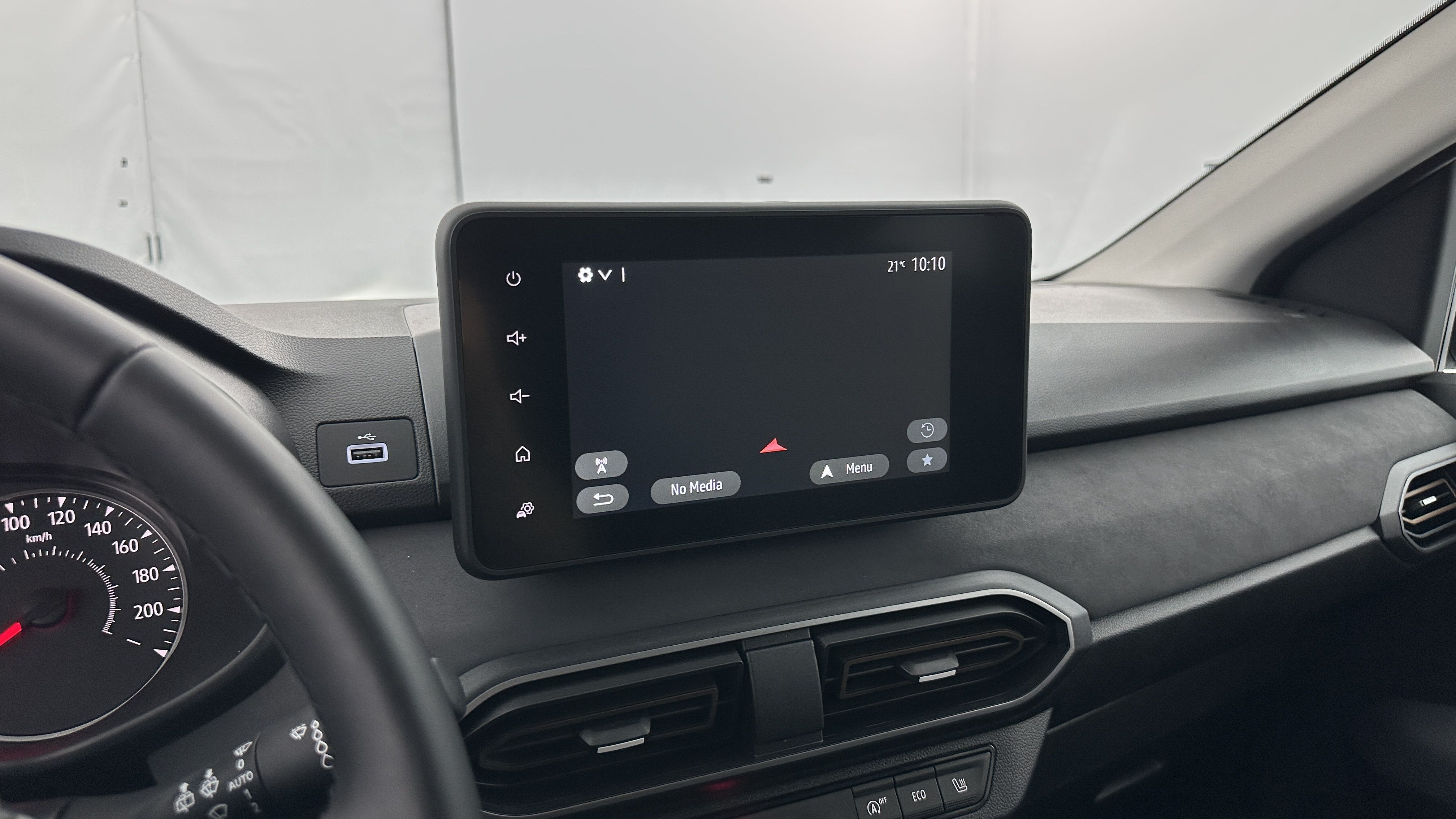 GLI00005868_p53 - DACIA - JOGGER - 2025 - photo 19