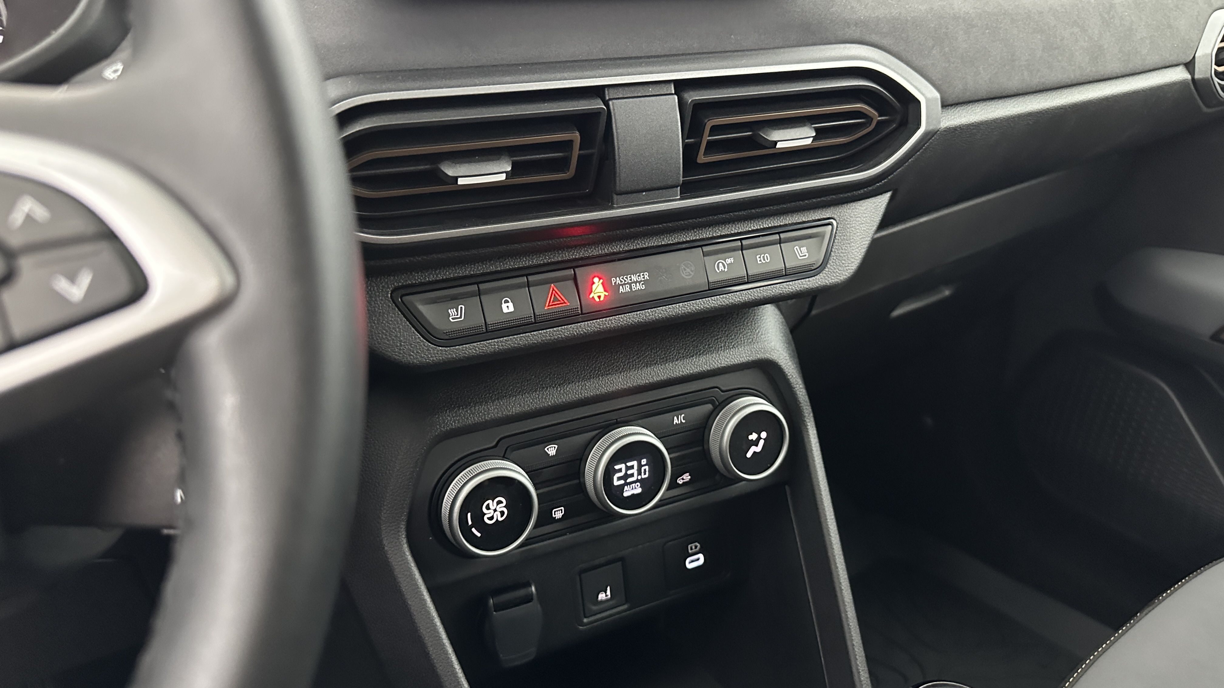 GLI00005868_p53 - DACIA - JOGGER - 2025 - photo 20