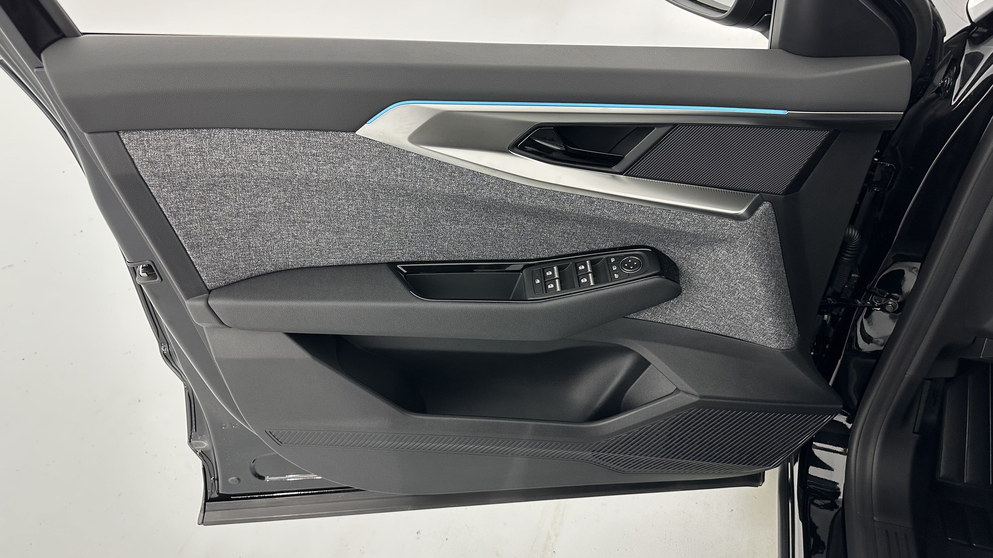 GLI00001580_p53 - RENAULT - ESPACE - 2025 - photo 14