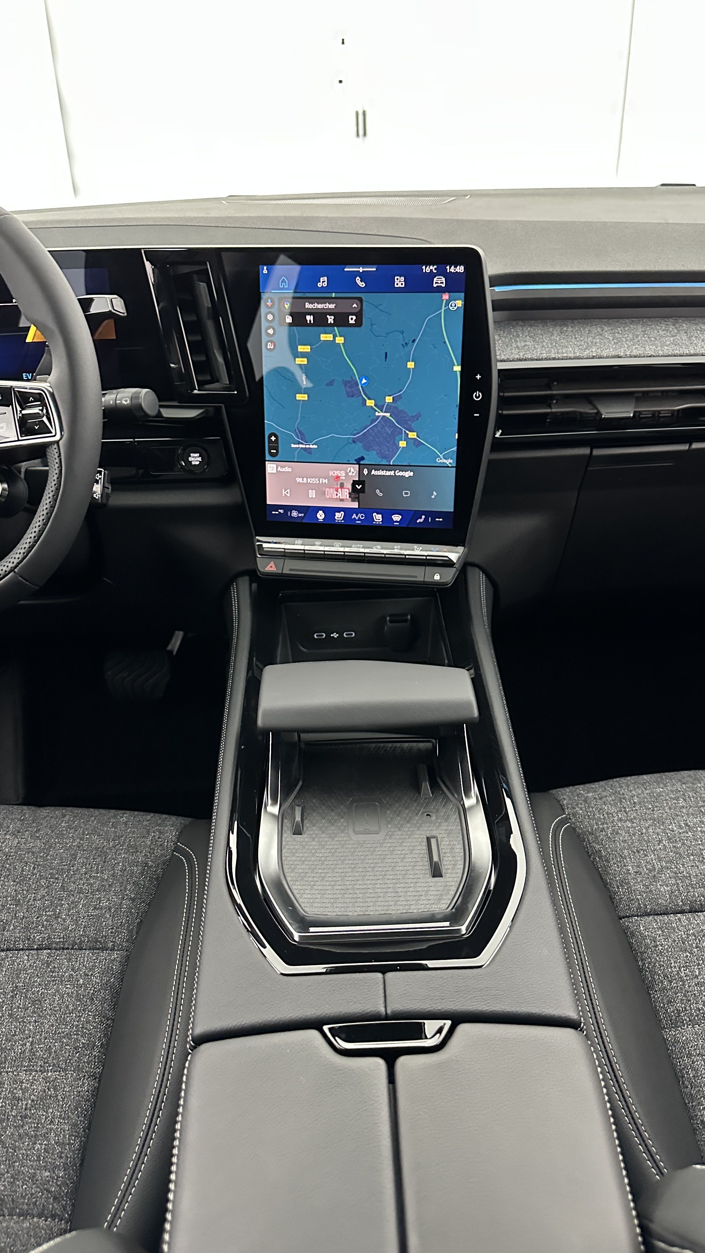 GLI00001580_p53 - RENAULT - ESPACE - 2025 - photo 17