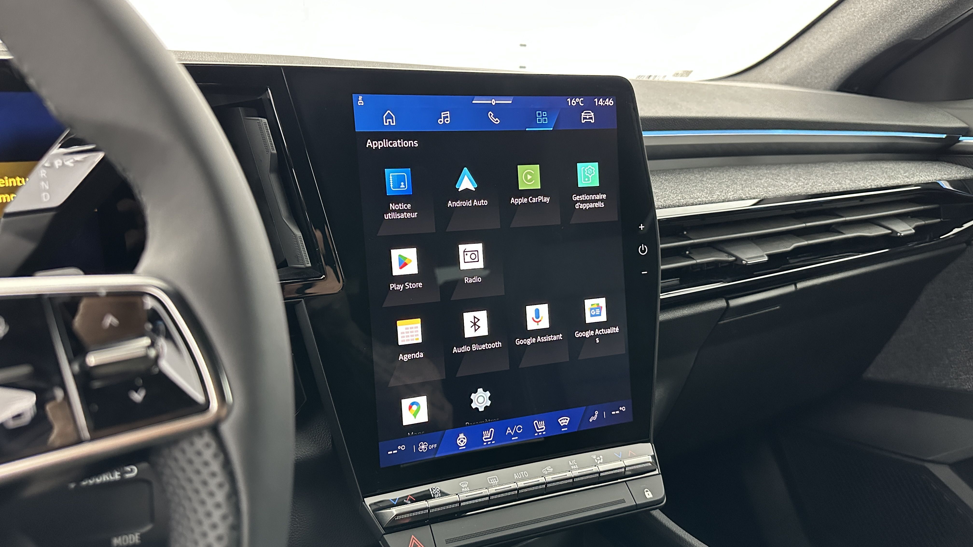 GLI00001580_p53 - RENAULT - ESPACE - 2025 - photo 22