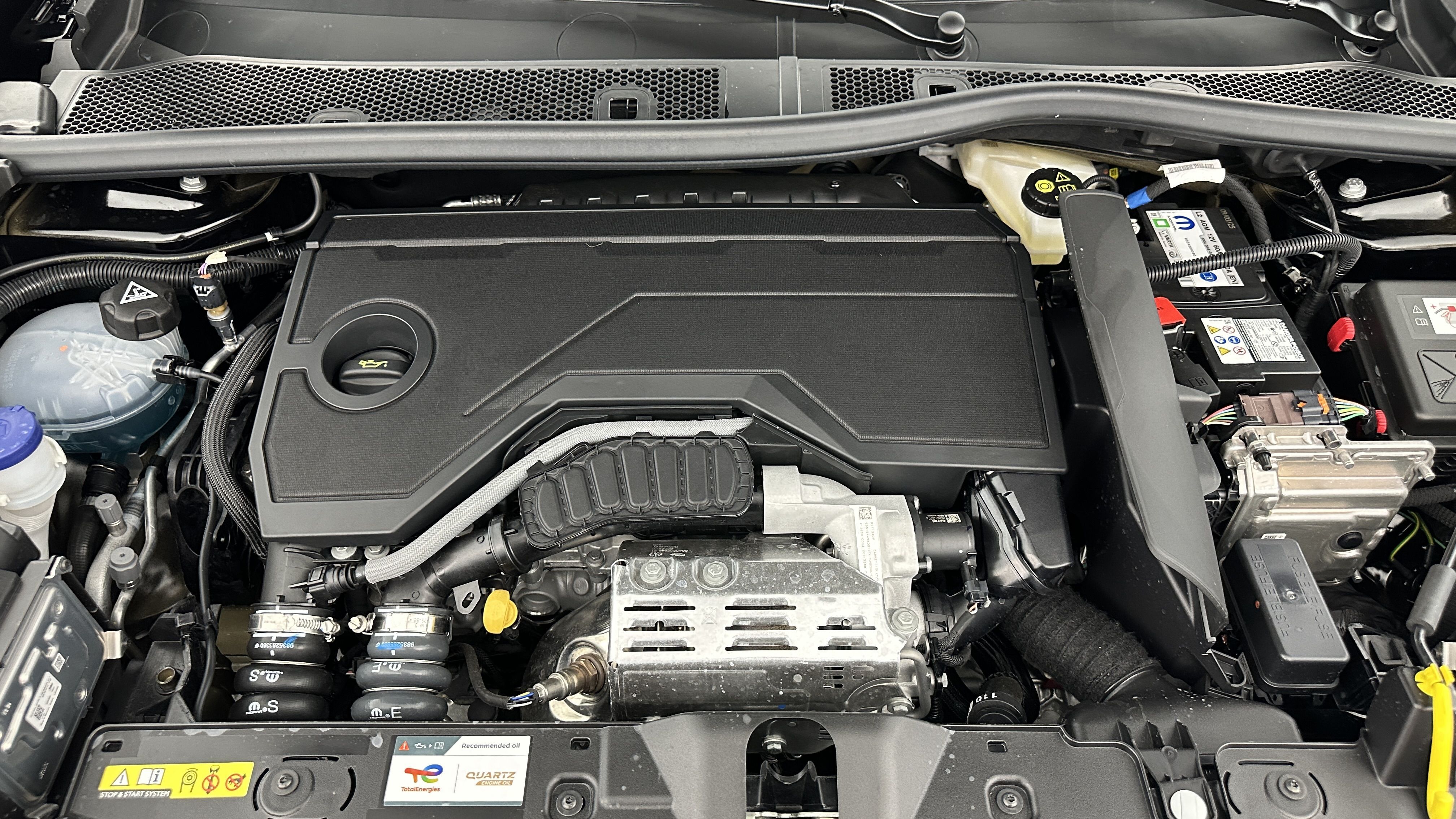 GLI00003077_p53 - PEUGEOT - 2008 - 2025 - photo 11