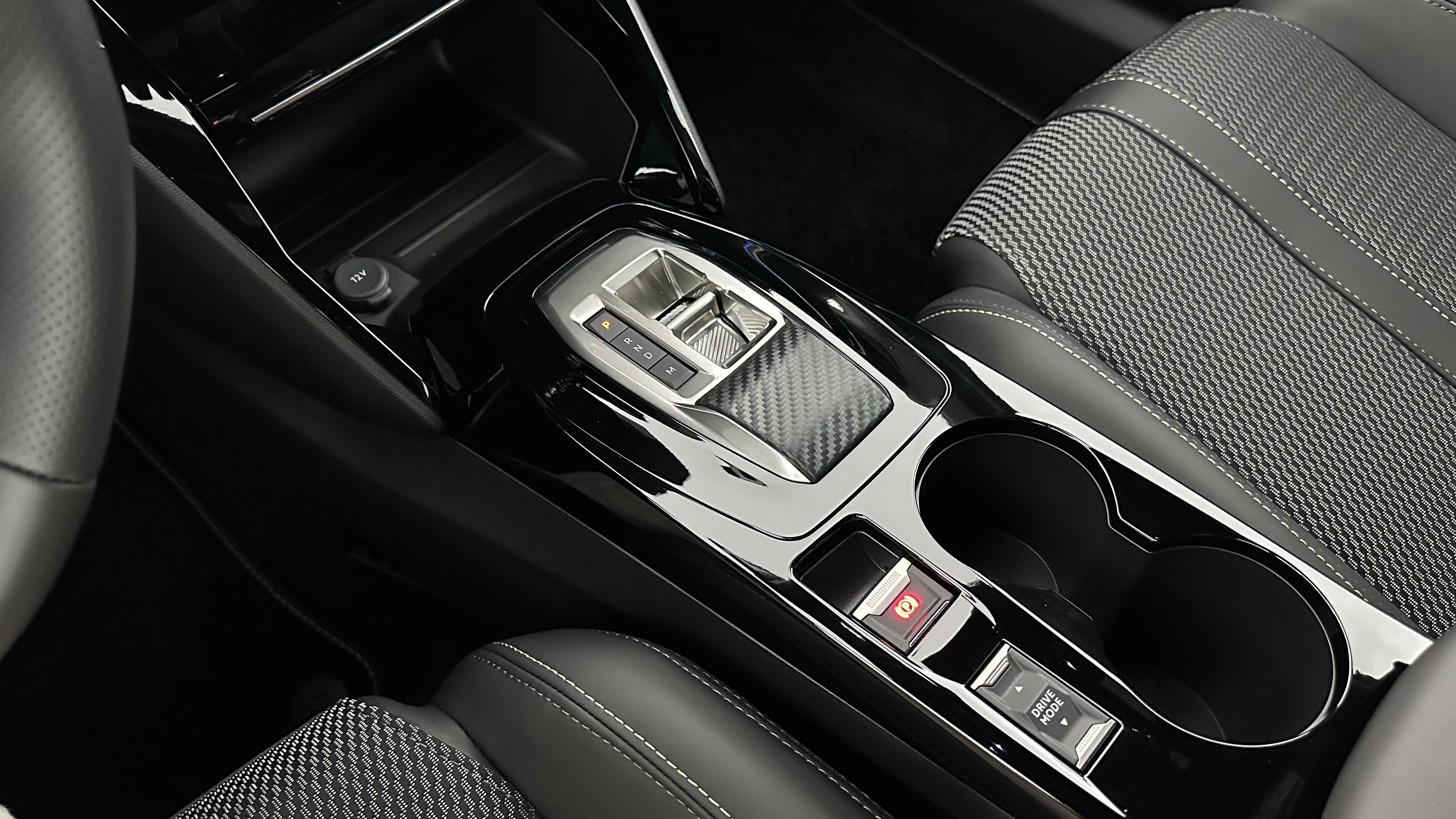 GLI00003077_p53 - PEUGEOT - 2008 - 2025 - photo 17