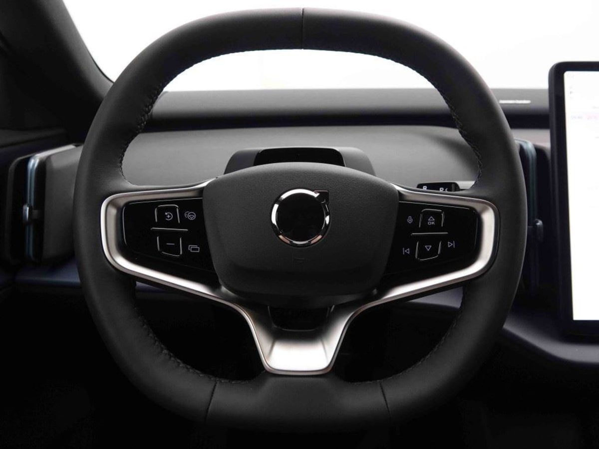 356070_p2 - VOLVO - EX30 - 2026 - photo 9