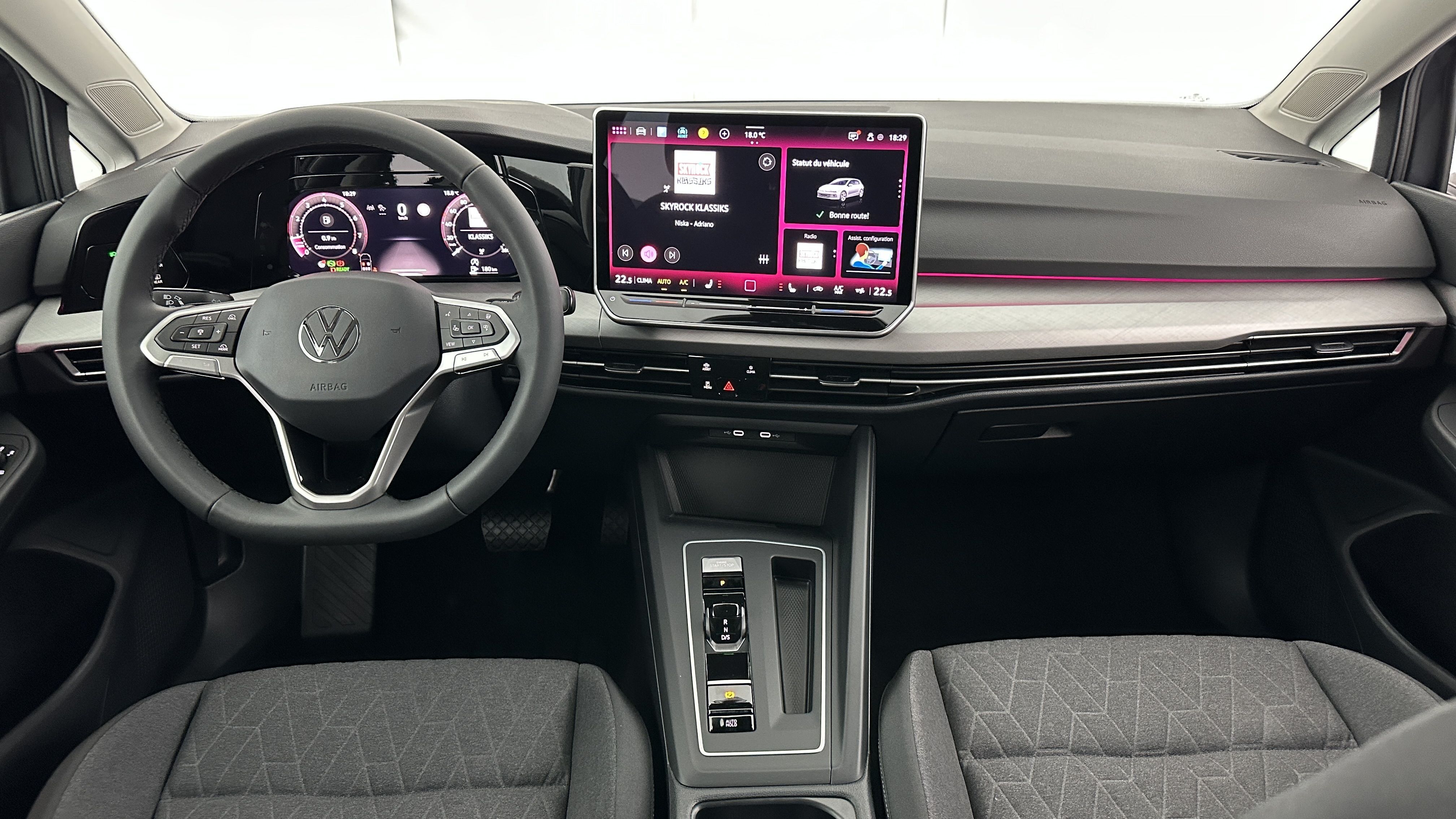 GLI00001762_p53 - VOLKSWAGEN - GOLF - 2025 - photo 7