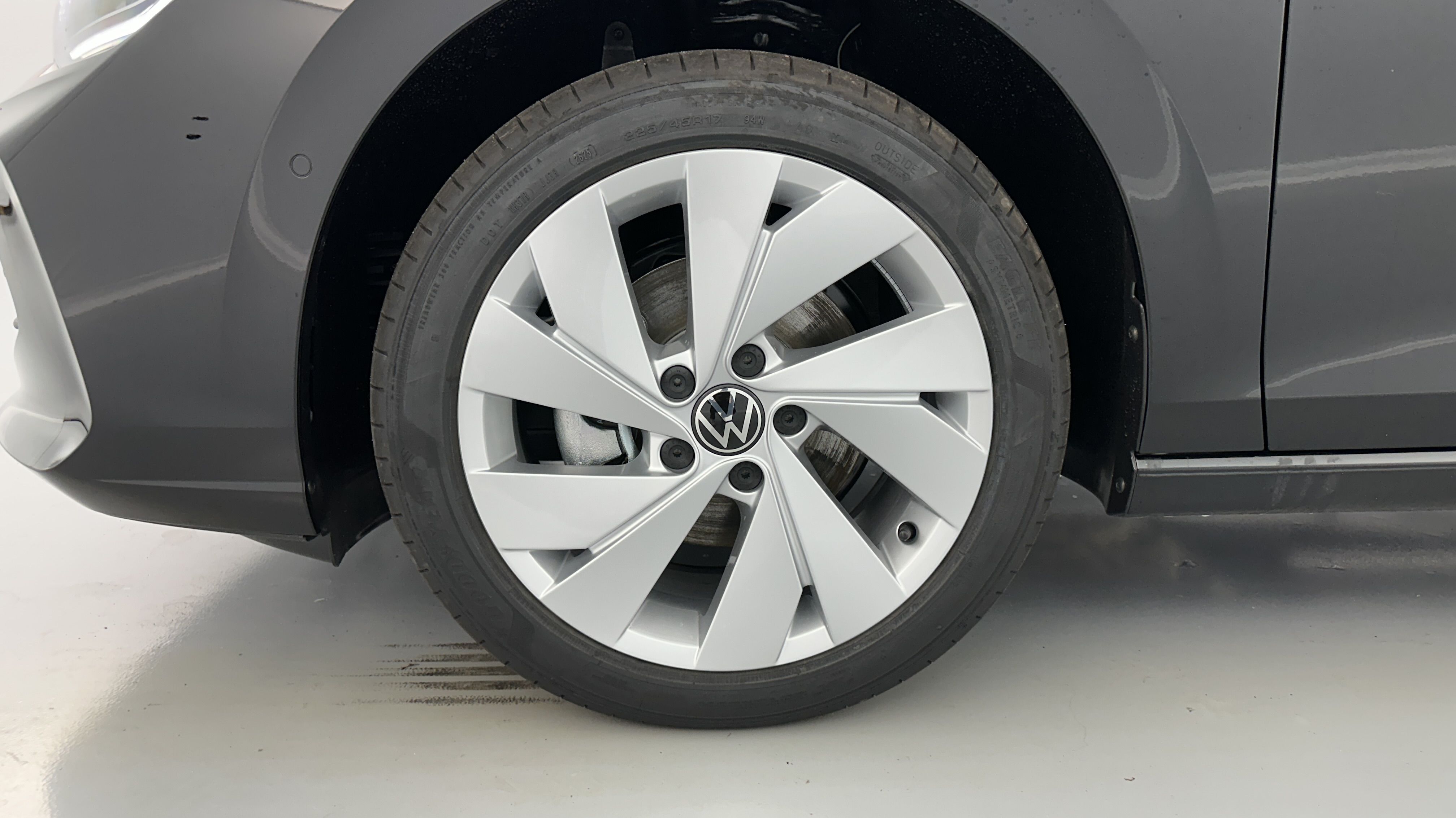 GLI00001762_p53 - VOLKSWAGEN - GOLF - 2025 - photo 12