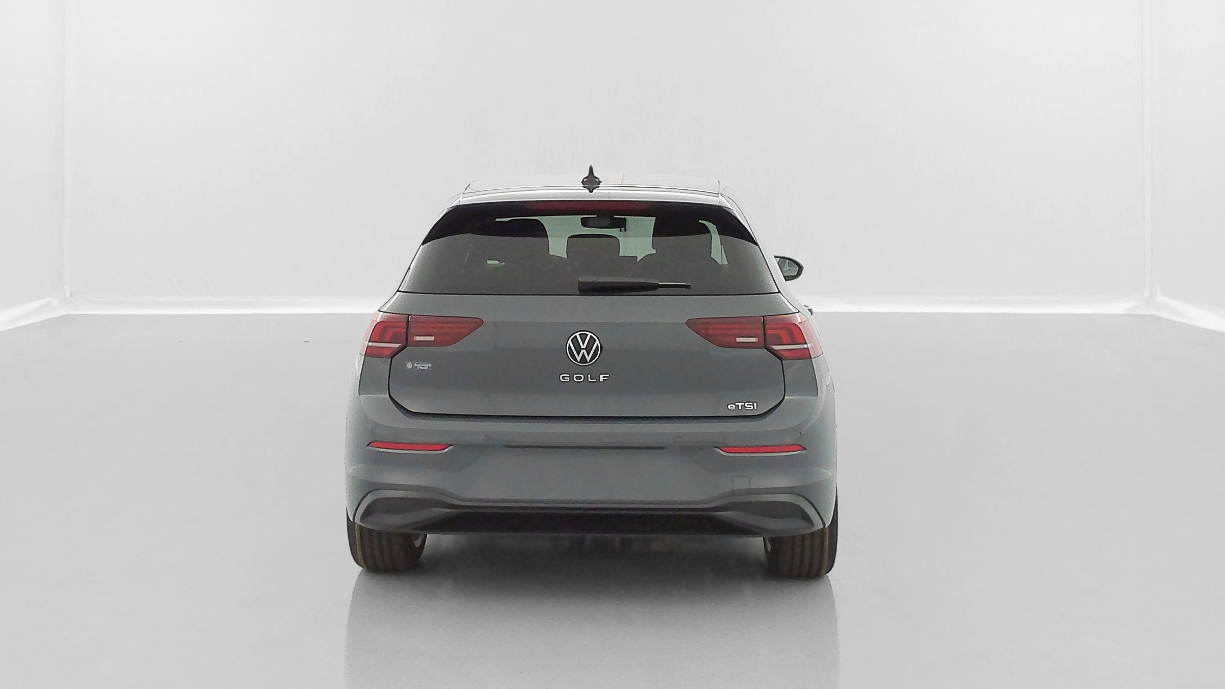 GLI00001755_p53 - VOLKSWAGEN - GOLF - 2025 - photo 23