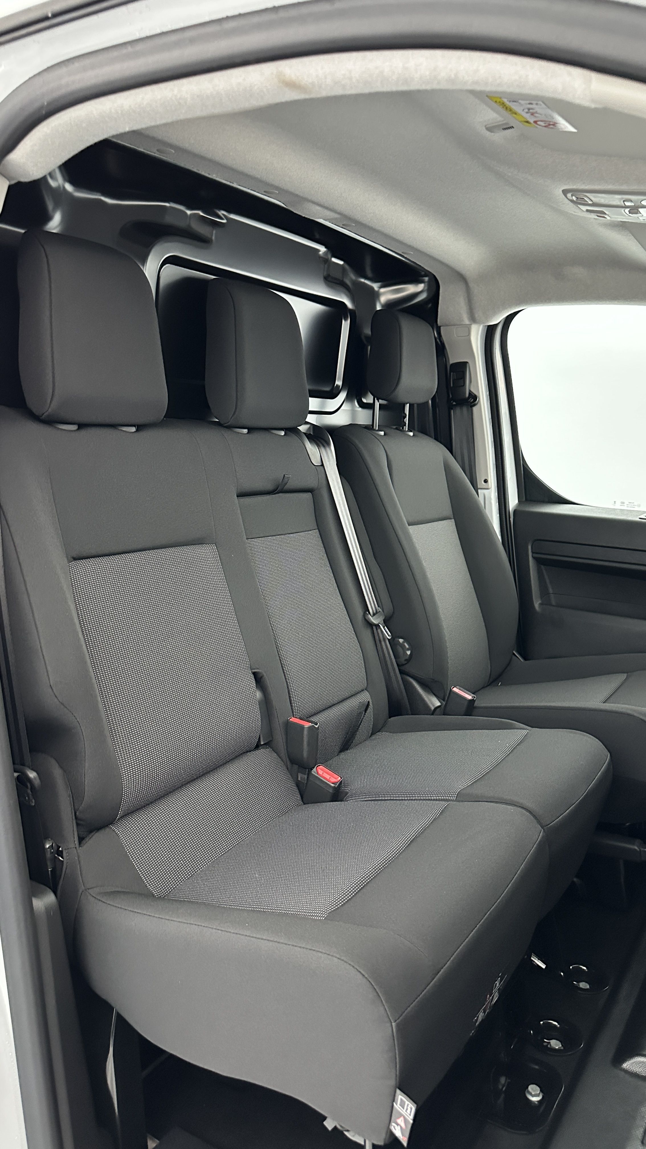 GLI00007630_p53 - PEUGEOT - EXPERT - 2025 - photo 13