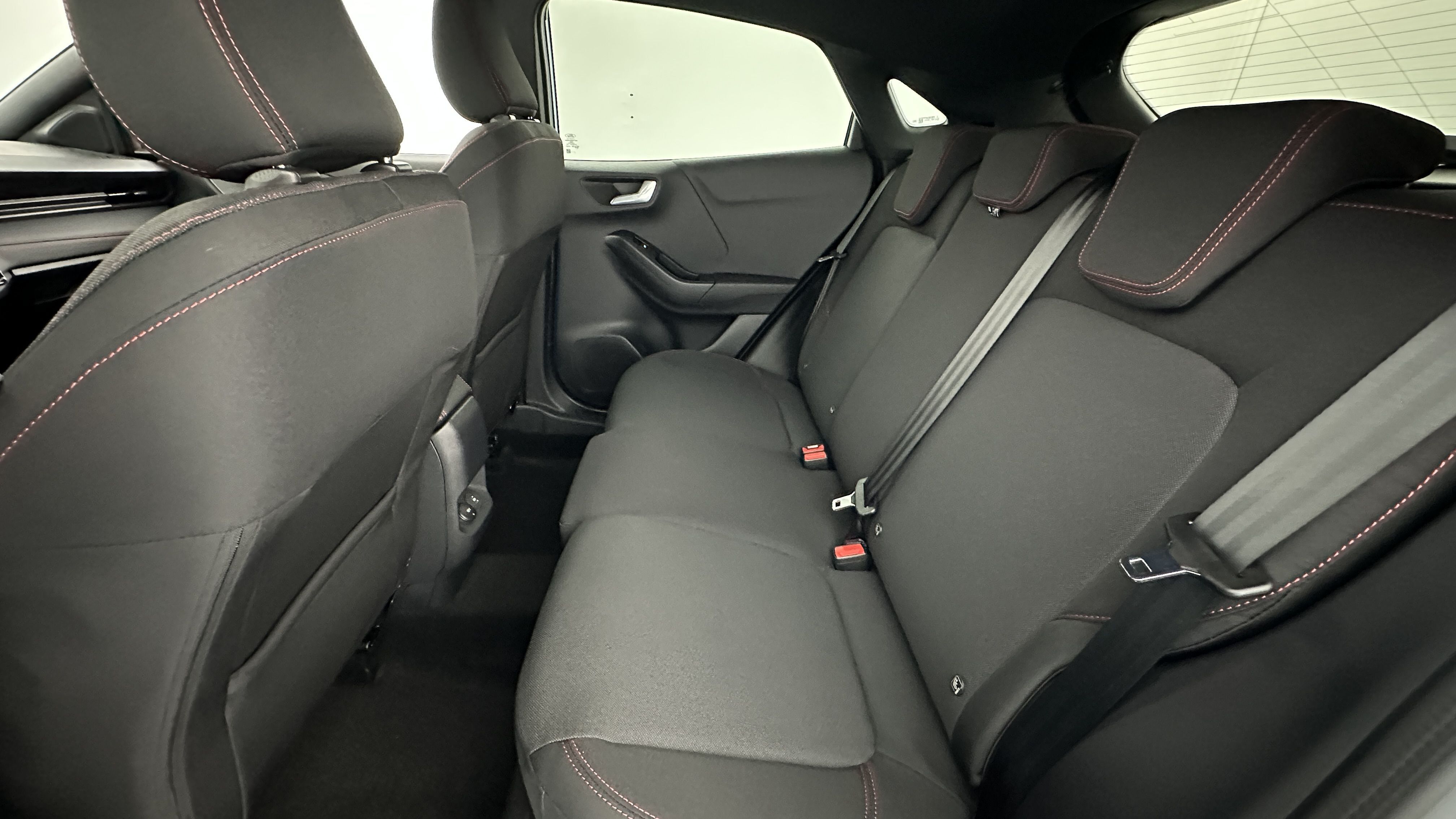 GLI00009883_p53 - FORD - PUMA - 2025 - photo 9