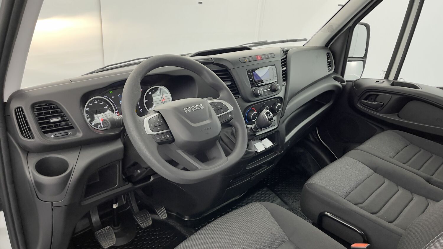 GLI00270816_p53 - IVECO - DAILY - 2025 - photo 6