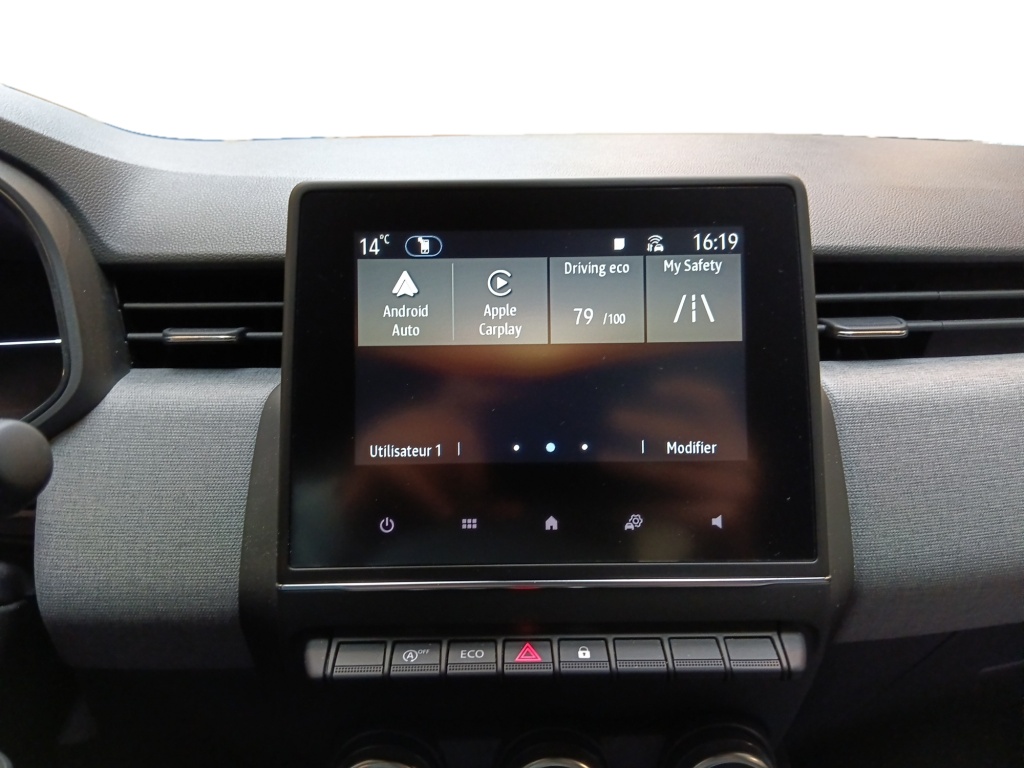 72456_p51 - RENAULT - CLIO - 2025 - photo 16