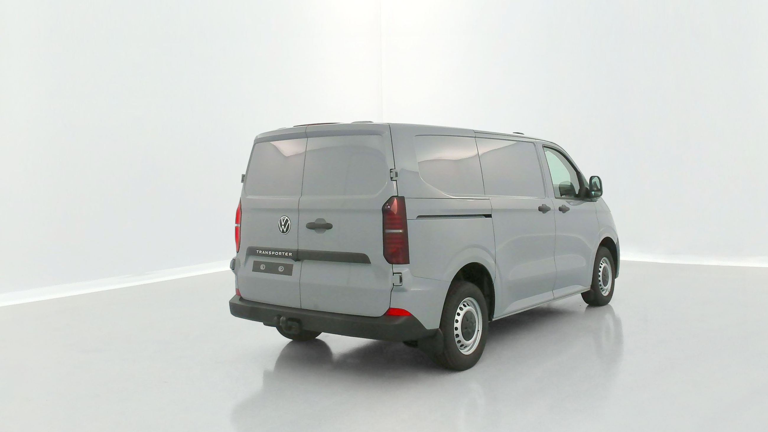 GLI00007685_p53 - VOLKSWAGEN - TRANSPORTER - 2025 - photo 18