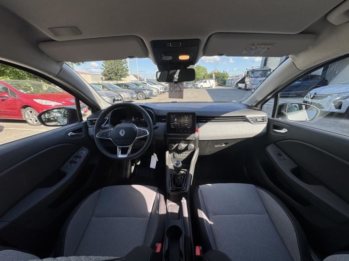 365799_p2 - RENAULT - CLIO 5 - 2025 - photo 9