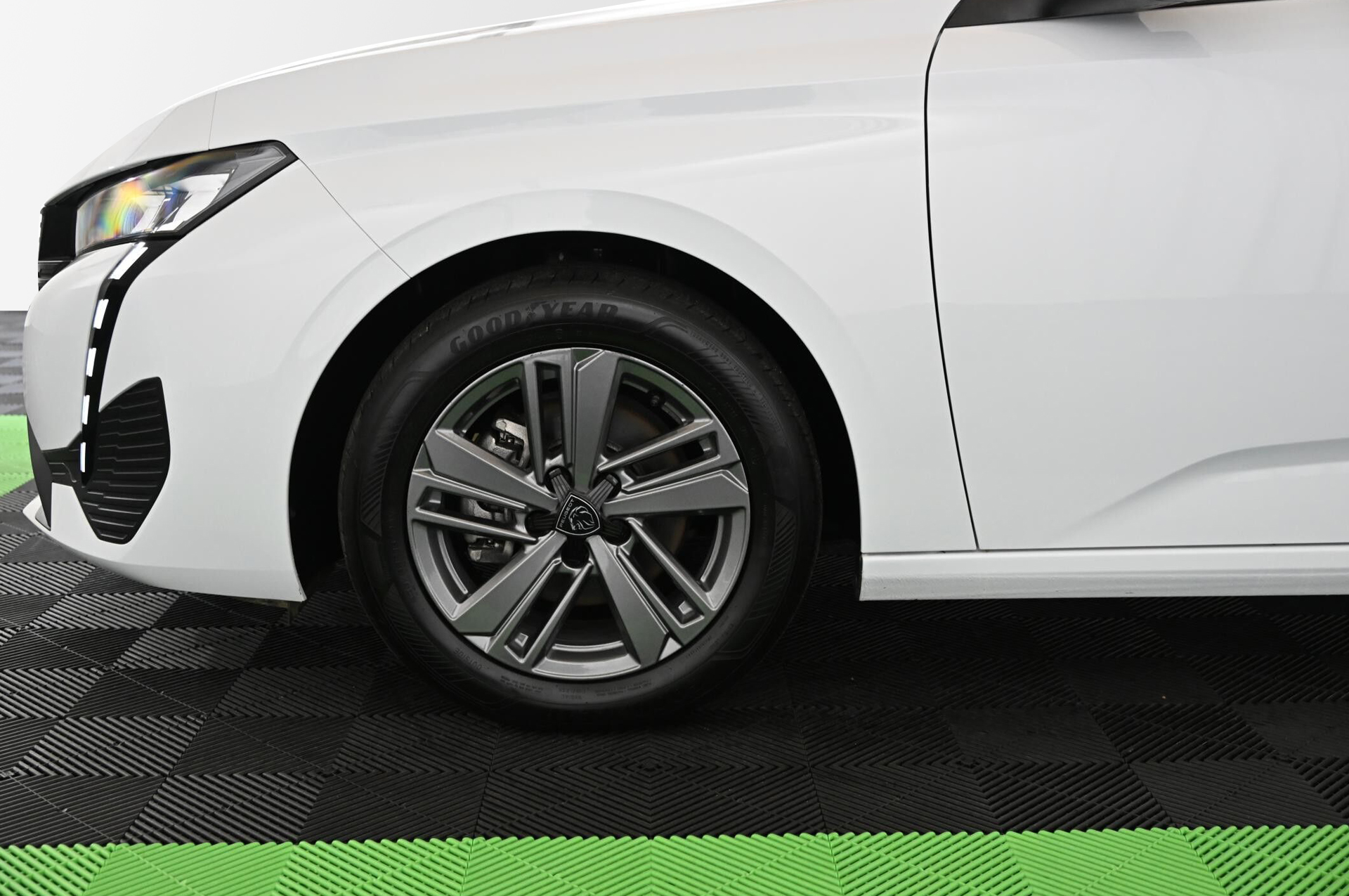 18699_p35 - PEUGEOT - 308 - 2024 - photo 9