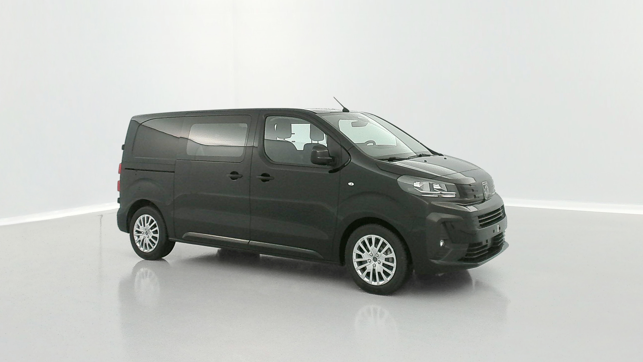 GLI00010577_p53 - PEUGEOT - EXPERT CA - 2025 - photo 23