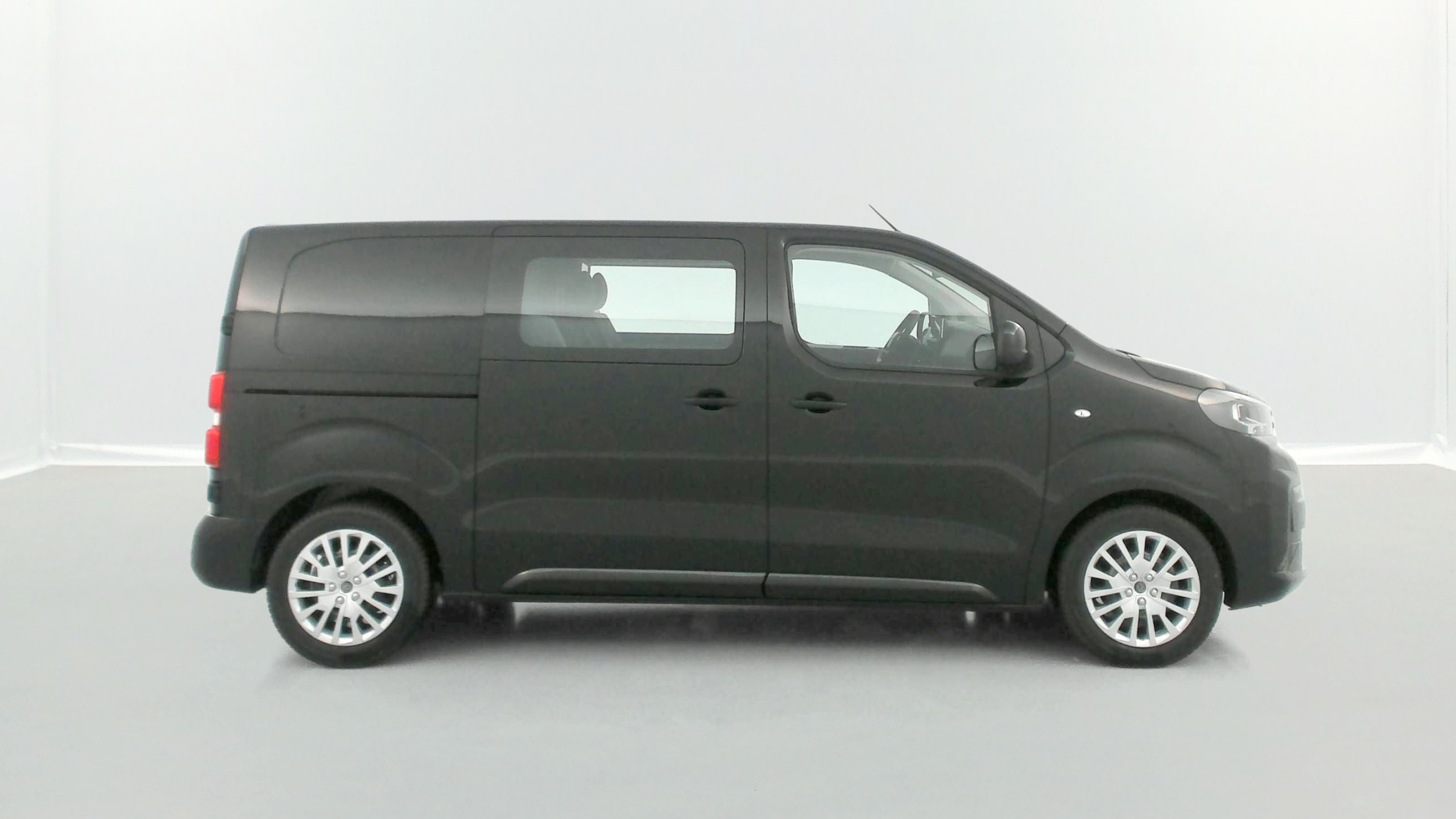 GLI00010262_p53 - PEUGEOT - EXPERT CA - 2025 - photo 19