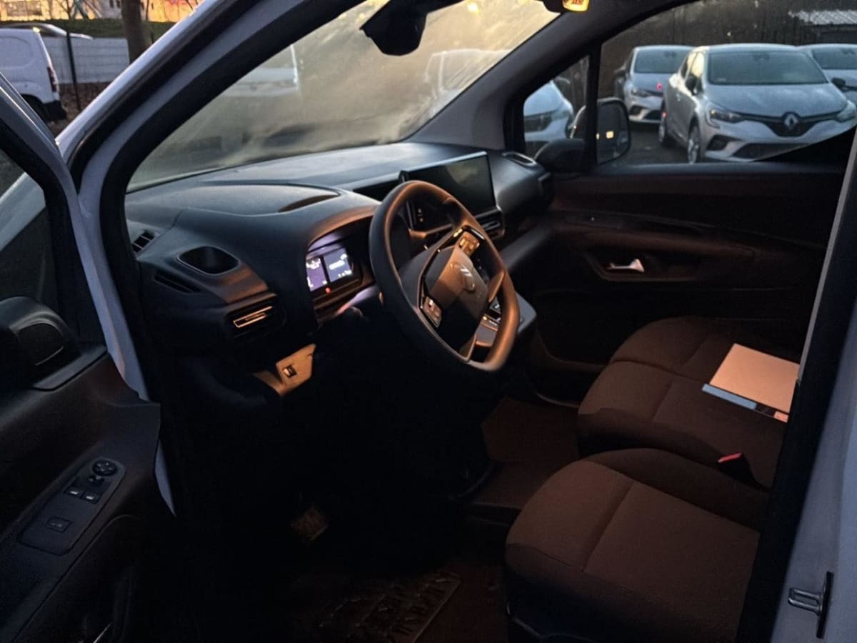 368912_p2 - CITROEN - BERLINGO - 2025 - photo 10