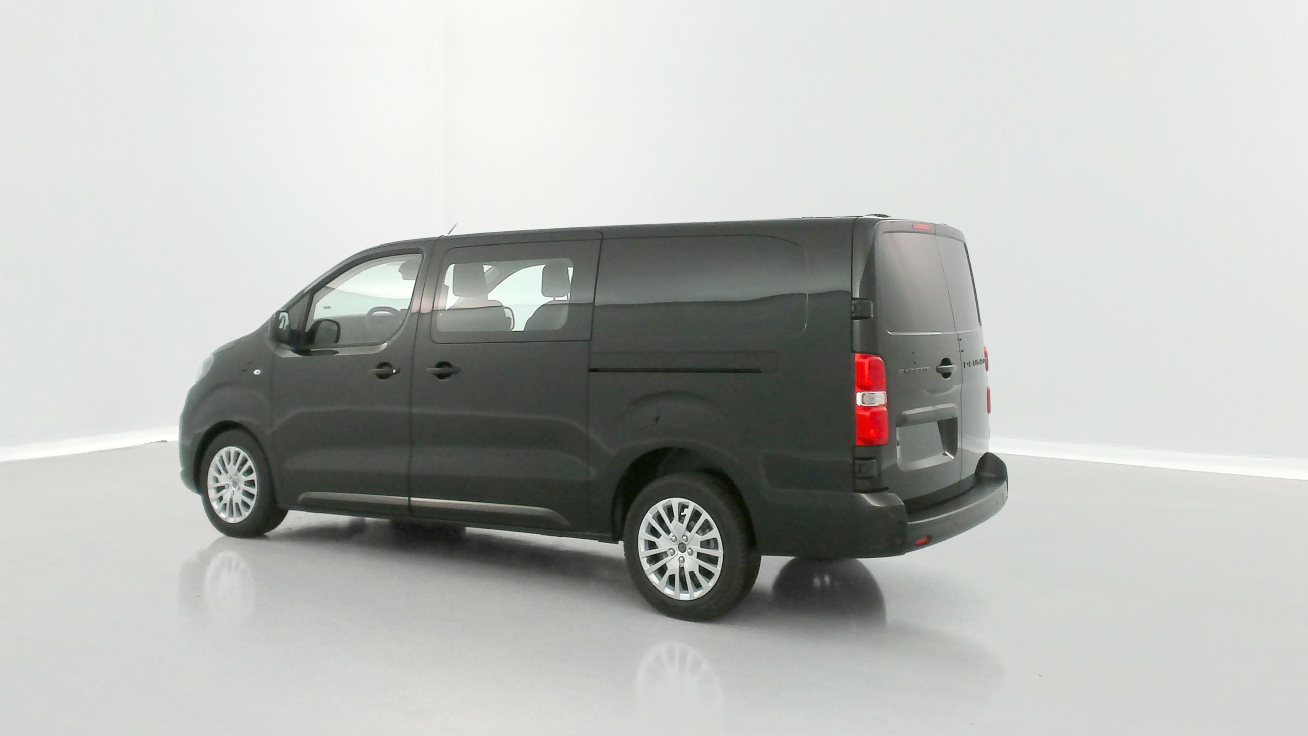 GLI00010628_p53 - PEUGEOT - EXPERT CA - 2025 - photo 21