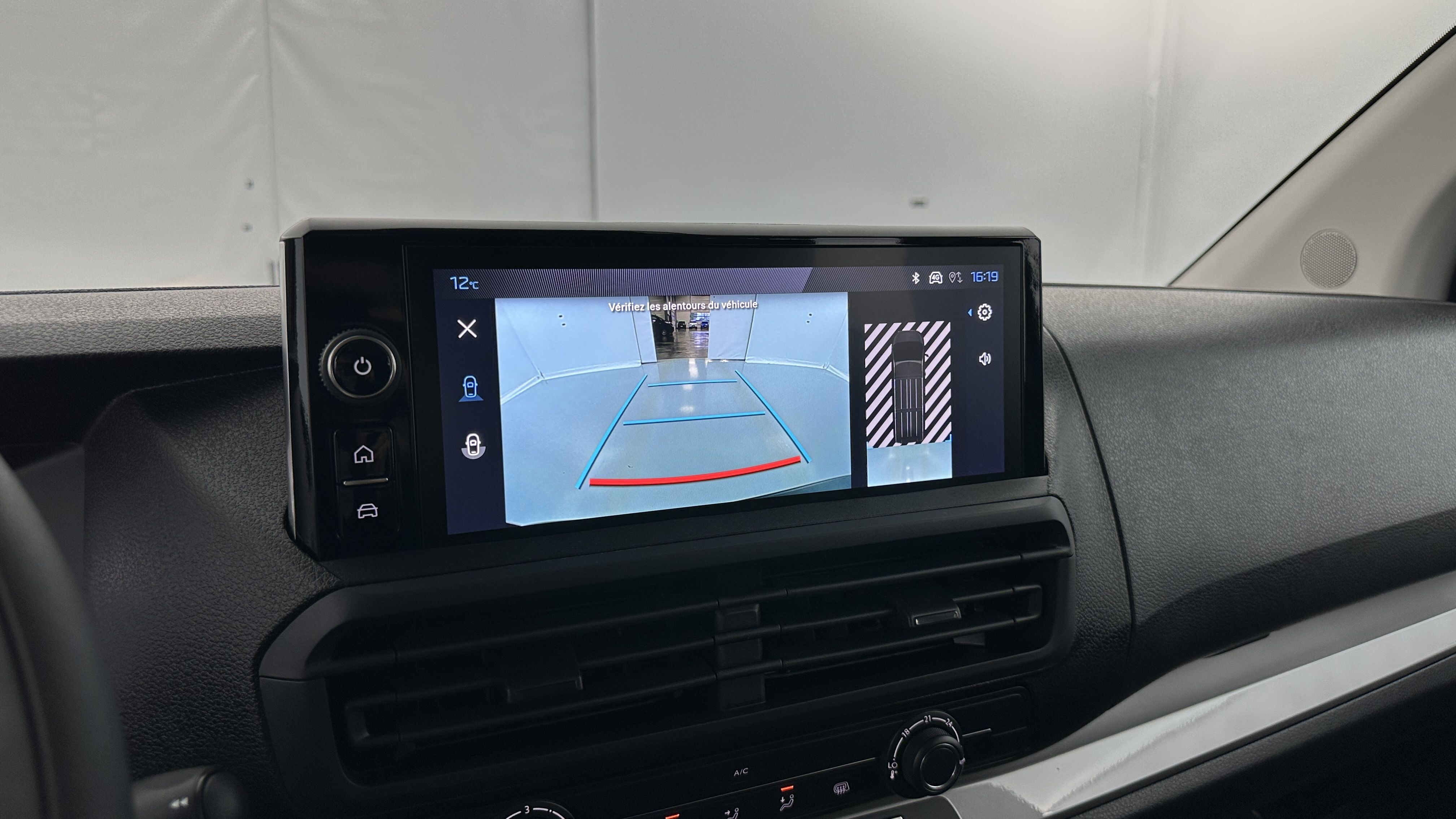 GLI00010627_p53 - PEUGEOT - EXPERT CA - 2025 - photo 15