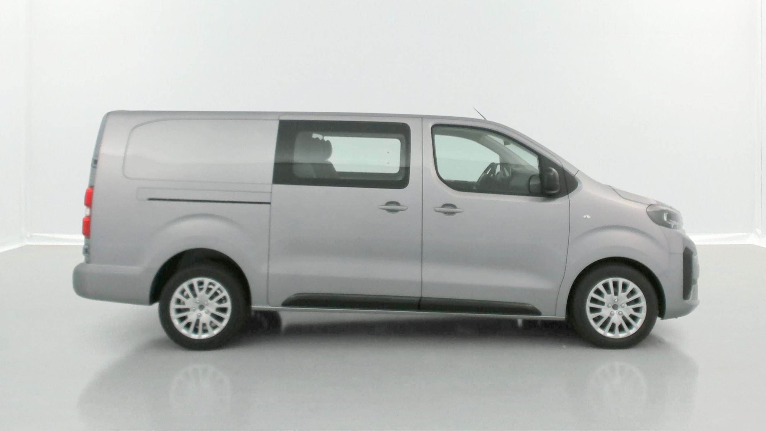 GLI00010621_p53 - PEUGEOT - EXPERT CA - 2025 - photo 19