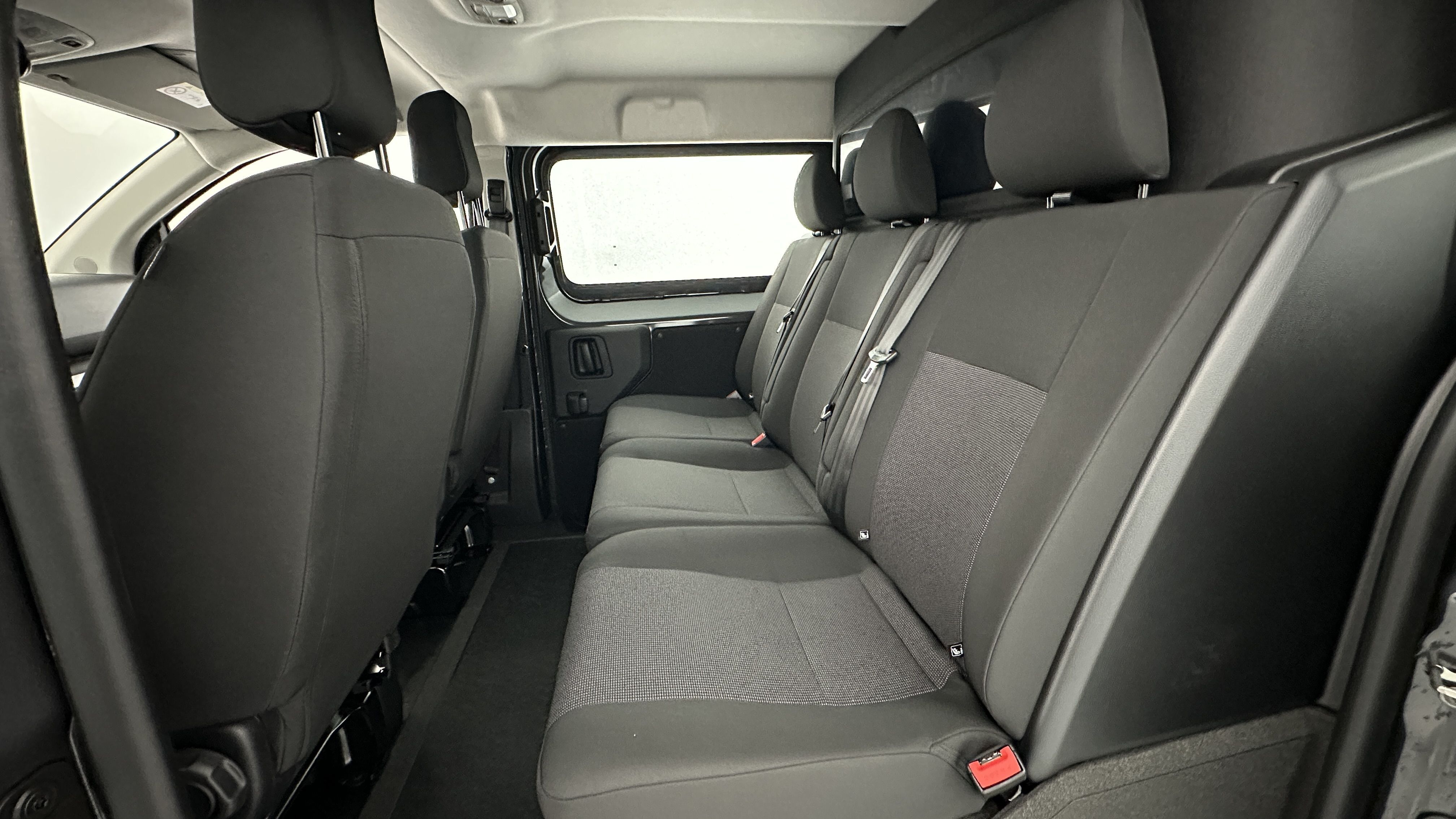 GLI00010612_p53 - PEUGEOT - EXPERT CA - 2025 - photo 8