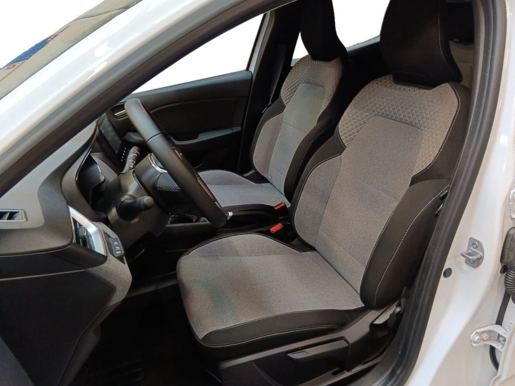 72489_p51 - RENAULT - CLIO - 2025 - photo 10