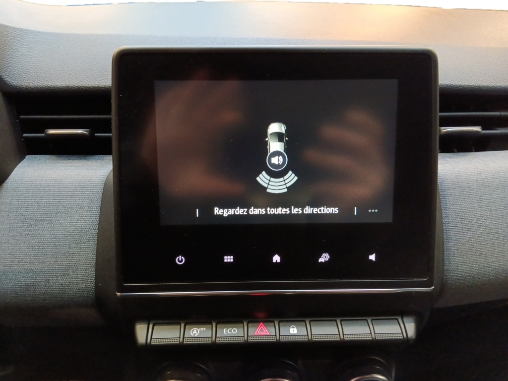 72489_p51 - RENAULT - CLIO - 2025 - photo 18