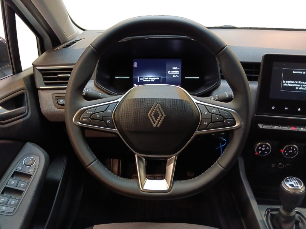 72489_p51 - RENAULT - CLIO - 2025 - photo 3