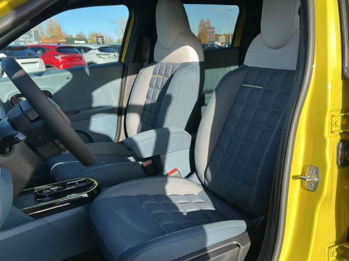 367839_p2 - FIAT - GRANDE PANDA - 2025 - photo 9