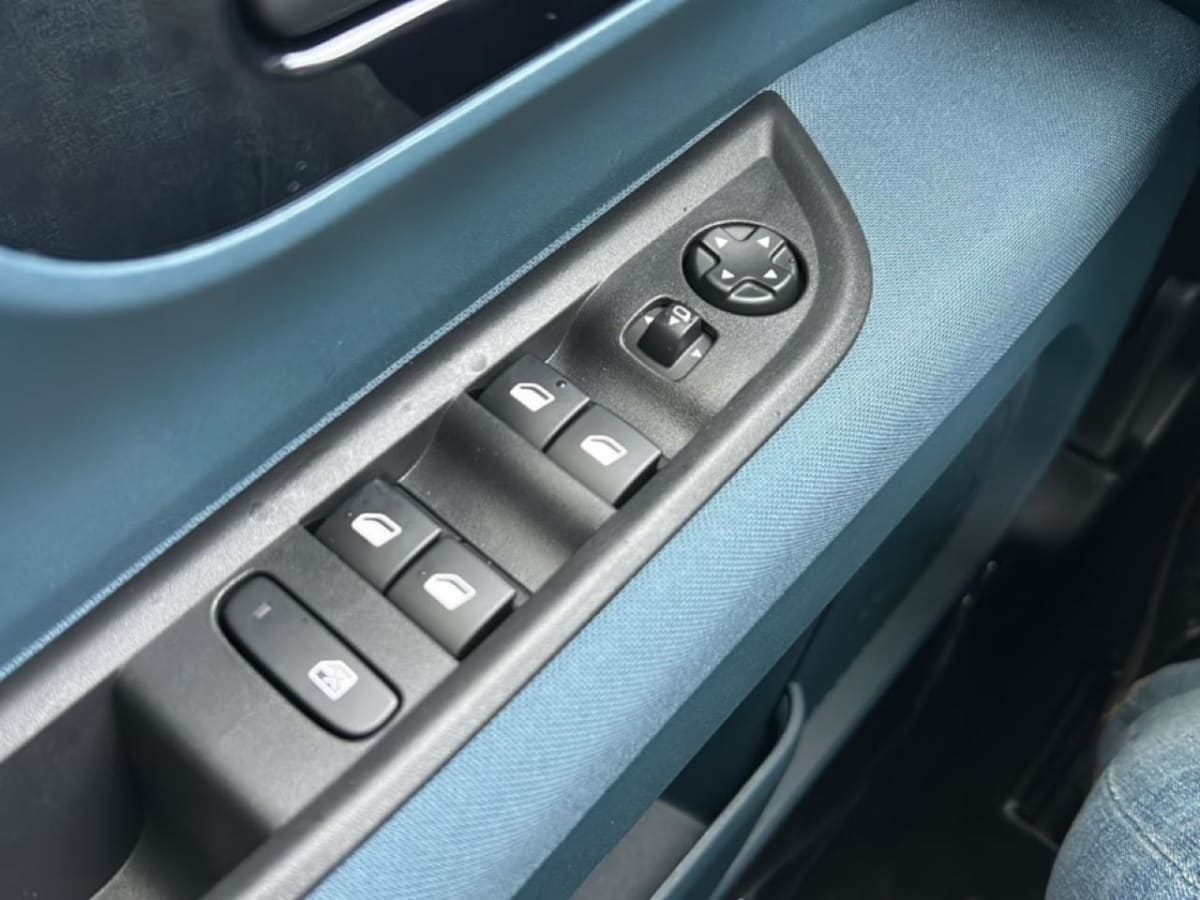 367837_p2 - FIAT - GRANDE PANDA - 2025 - photo 8