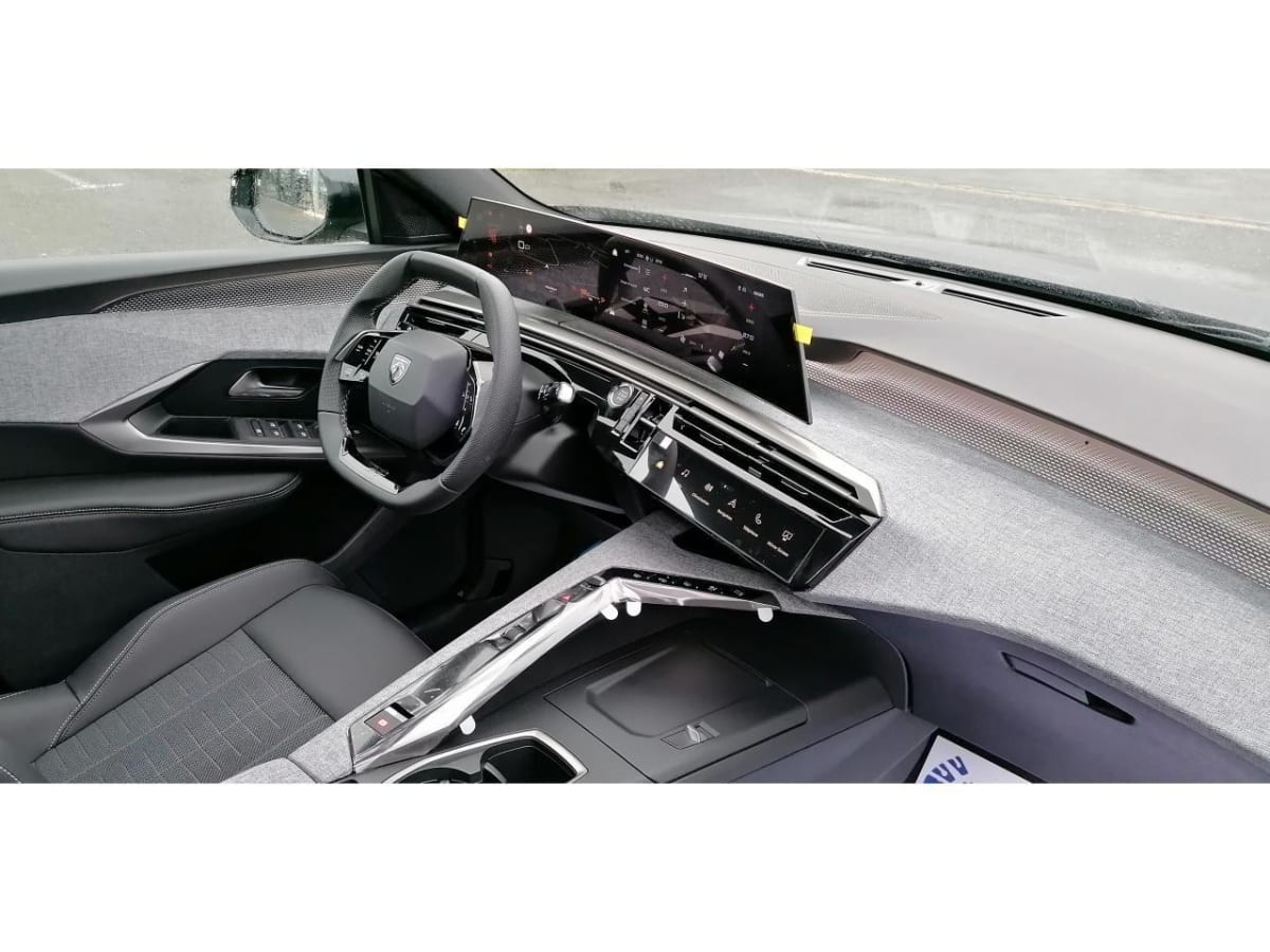 369535_p2 - PEUGEOT - 3008 - 2025 - photo 4