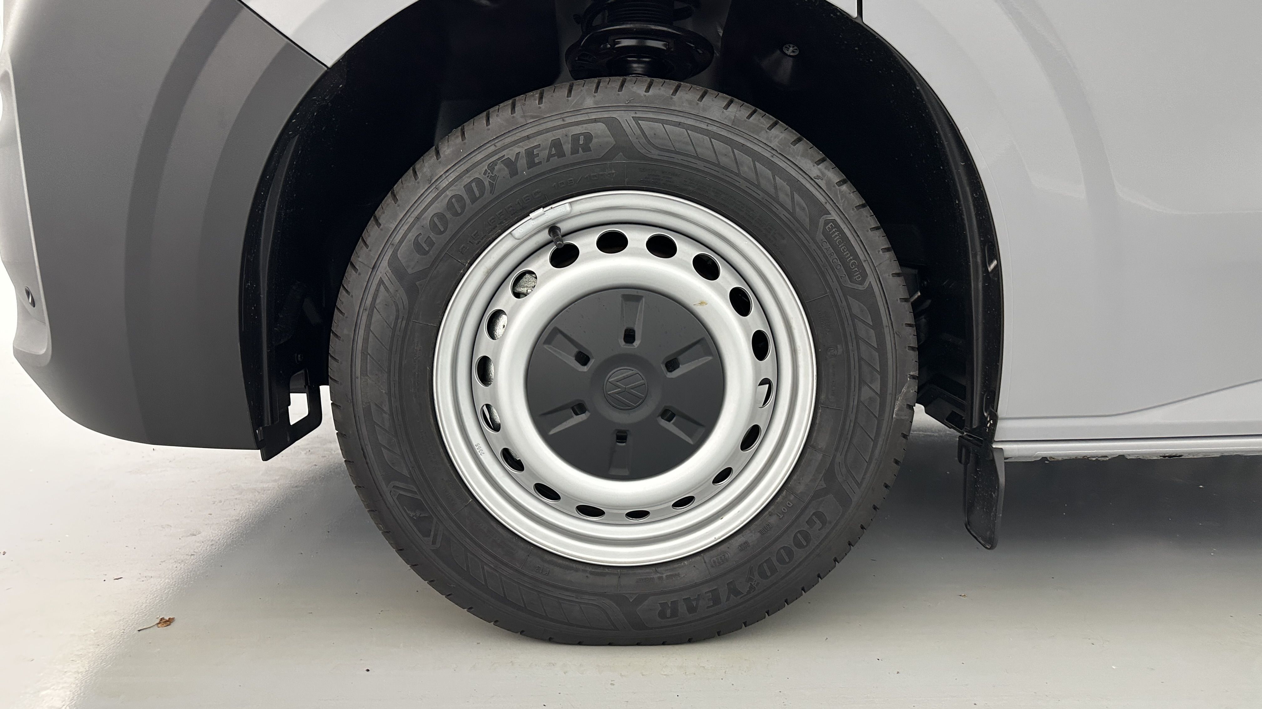 GLI00007682_p53 - VOLKSWAGEN - TRANSPORTER - 2025 - photo 10