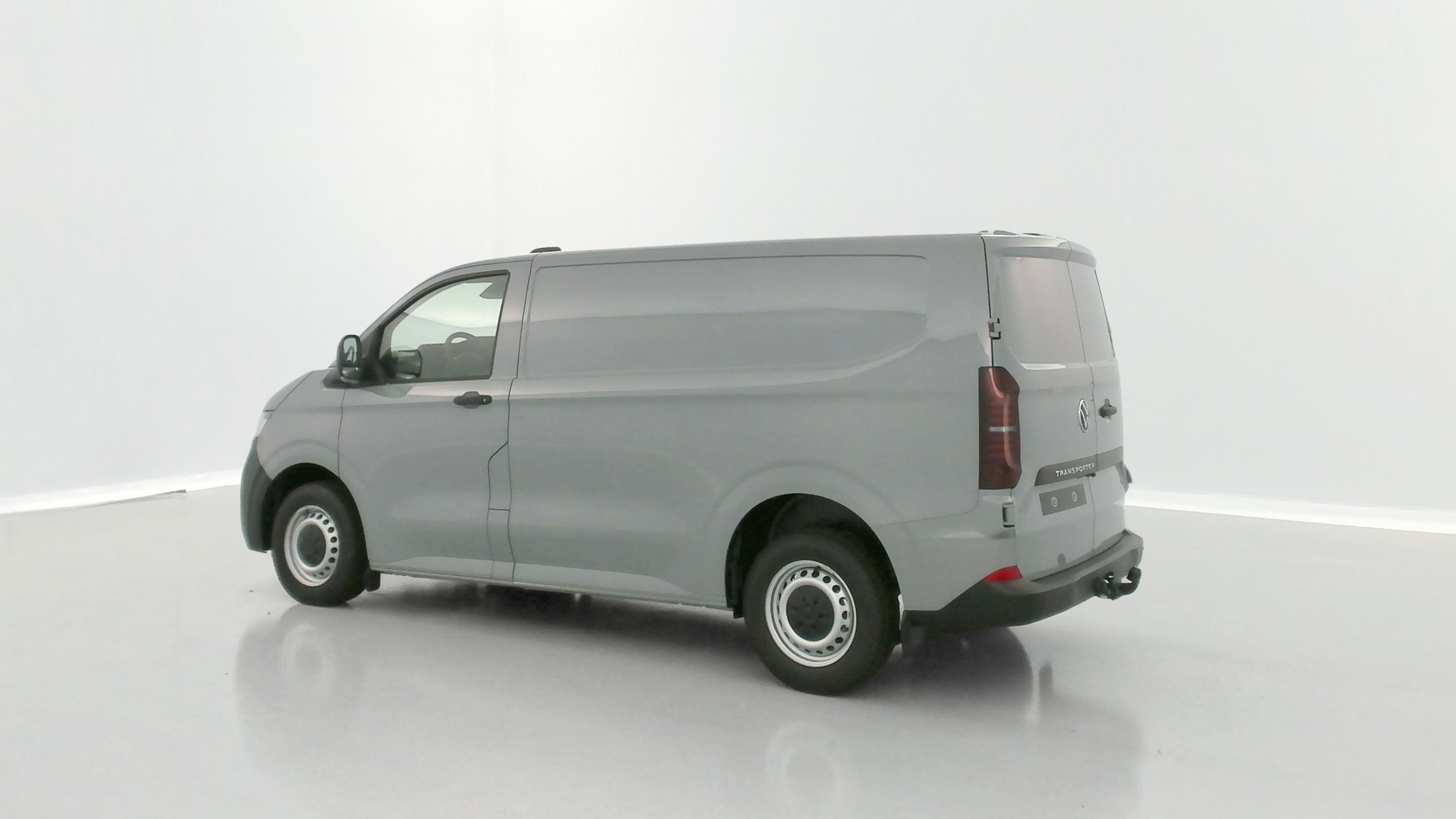 GLI00007682_p53 - VOLKSWAGEN - TRANSPORTER - 2025 - photo 21