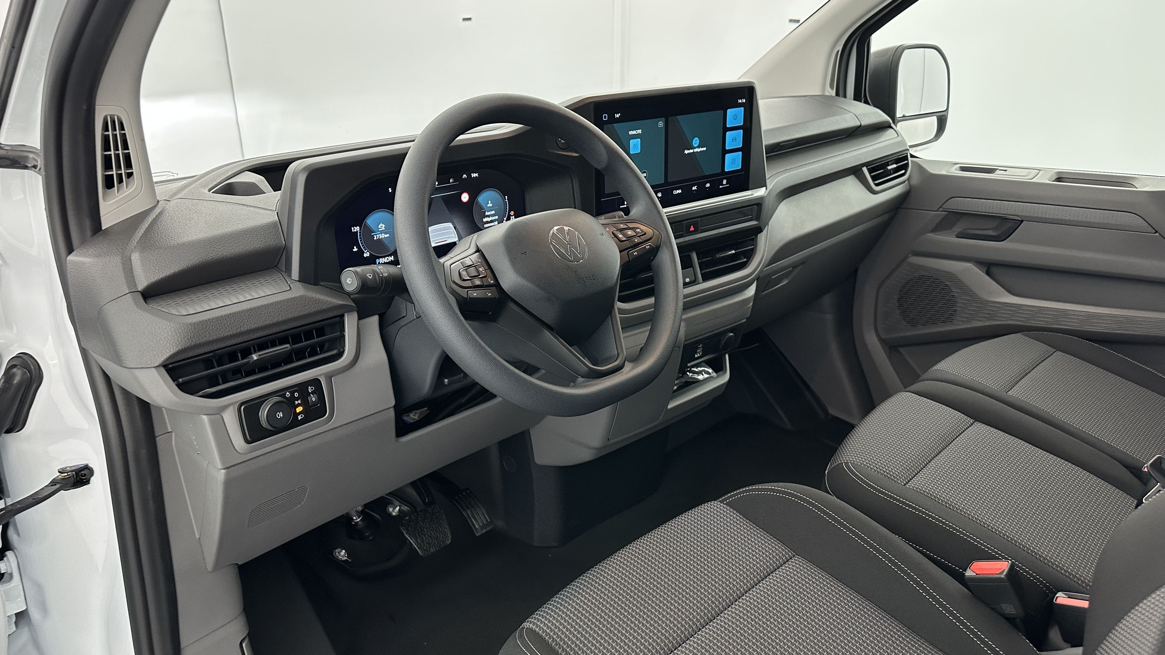 GLI00007680_p53 - VOLKSWAGEN - TRANSPORTER - 2025 - photo 6