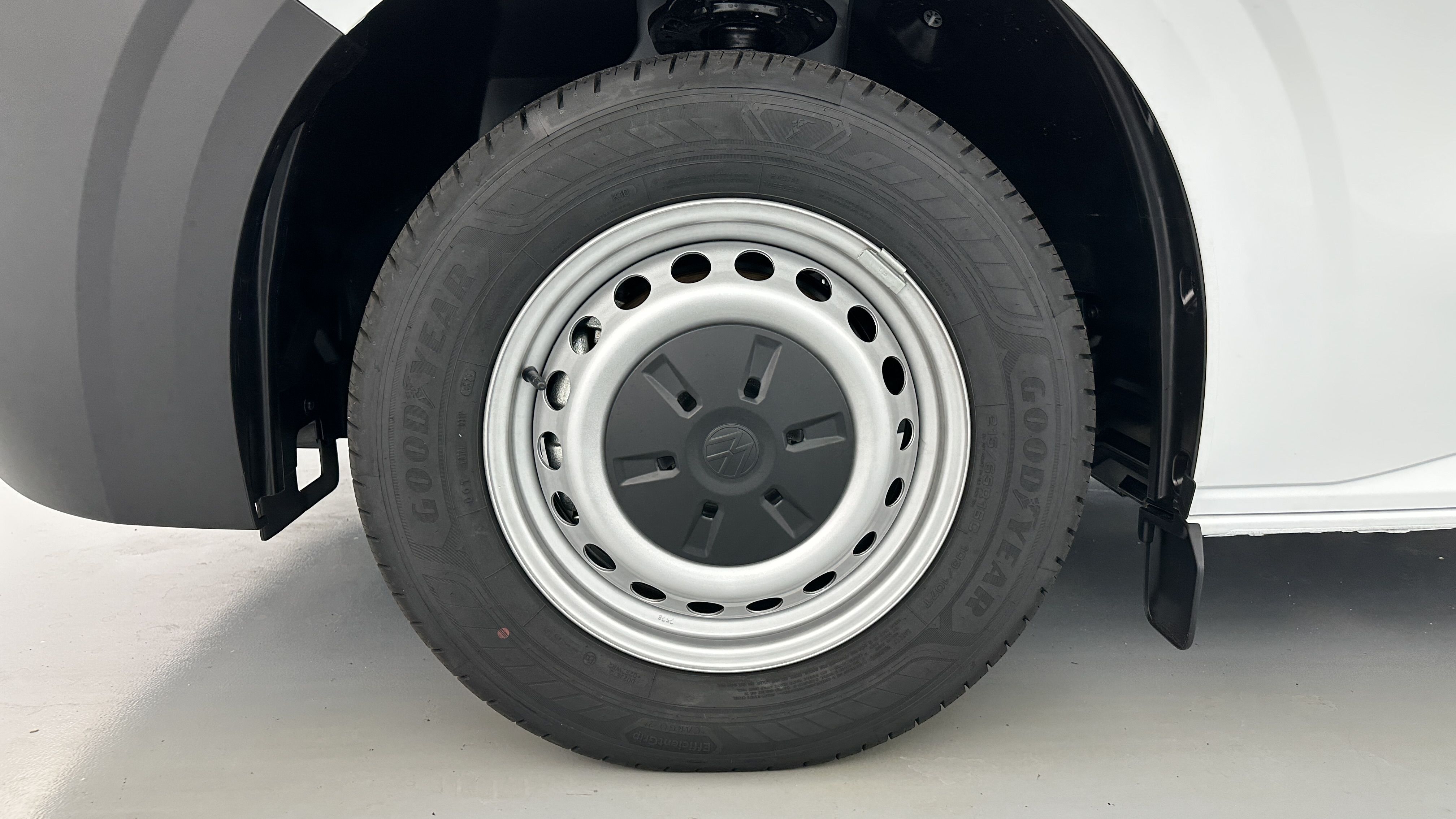 GLI00007680_p53 - VOLKSWAGEN - TRANSPORTER - 2025 - photo 10