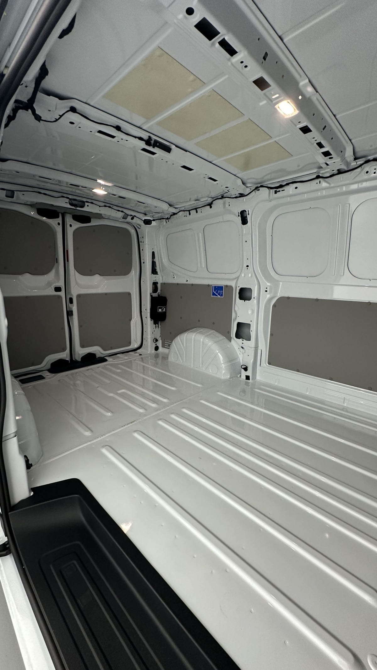 372676_p2 - VOLKSWAGEN - TRANSPORTER - 2026 - photo 8