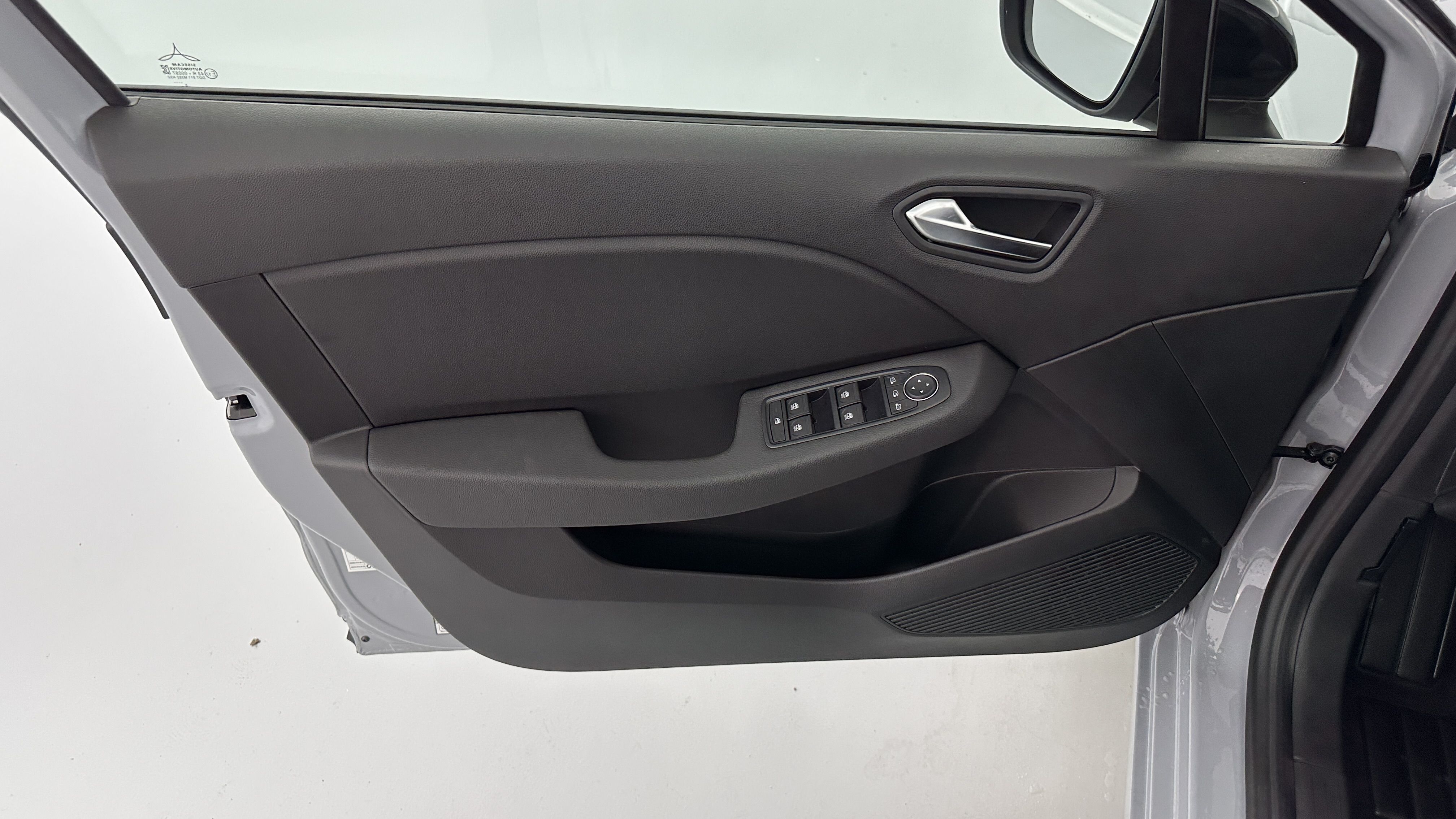 GLI00010436_p53 - RENAULT - CLIO - 2025 - photo 13