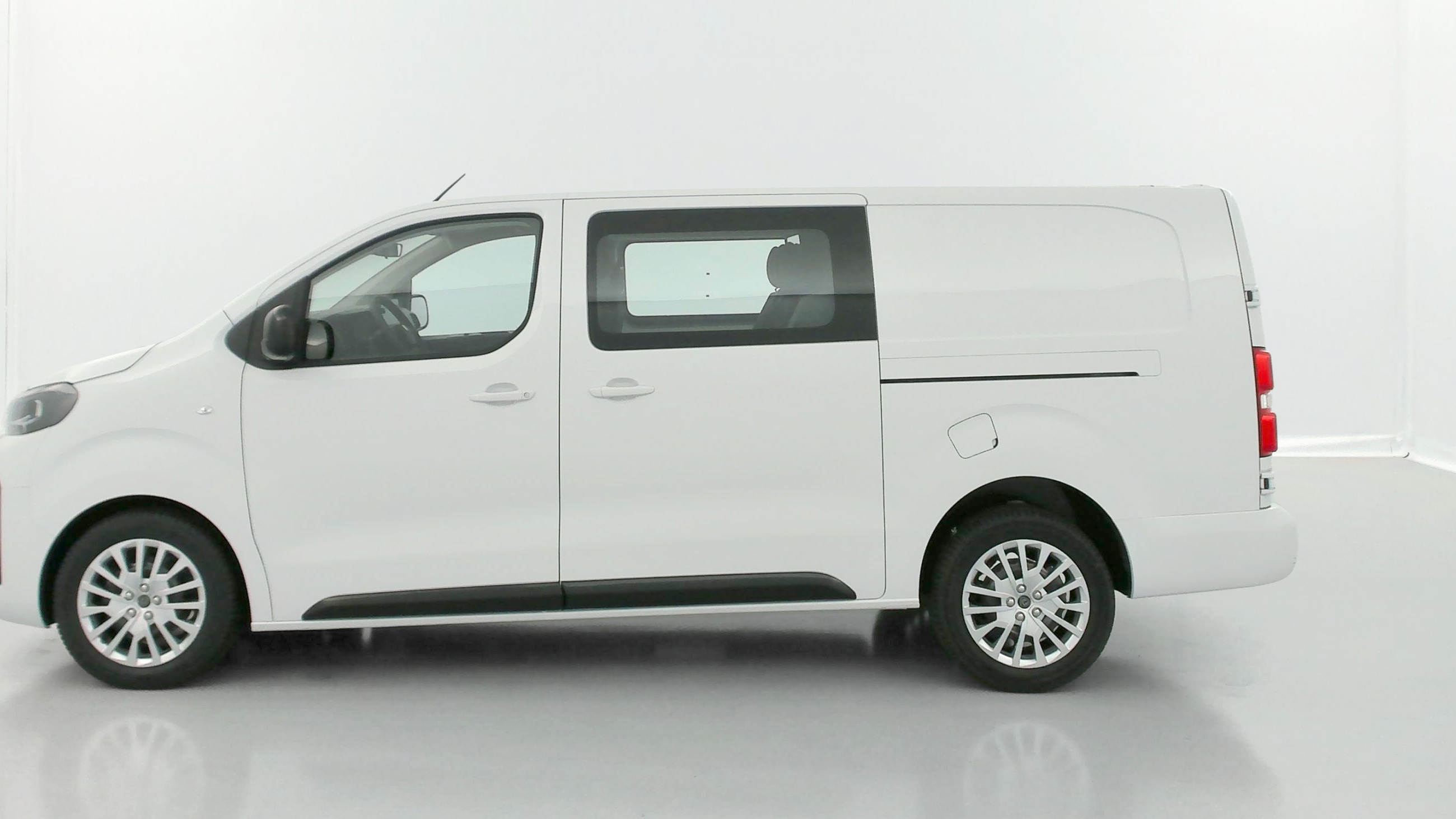 GLI00010637_p53 - PEUGEOT - EXPERT CA - 2025 - photo 4