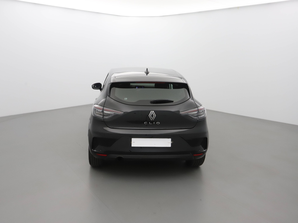 72524_p51 - RENAULT - CLIO - 2025 - photo 4