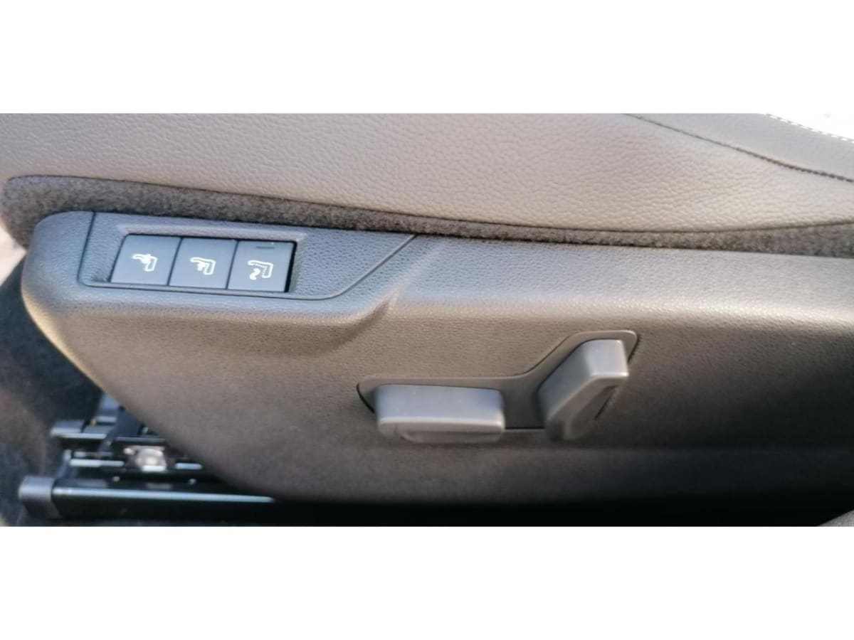 374919_p2 - JEEP - AVENGER - 2026 - photo 6