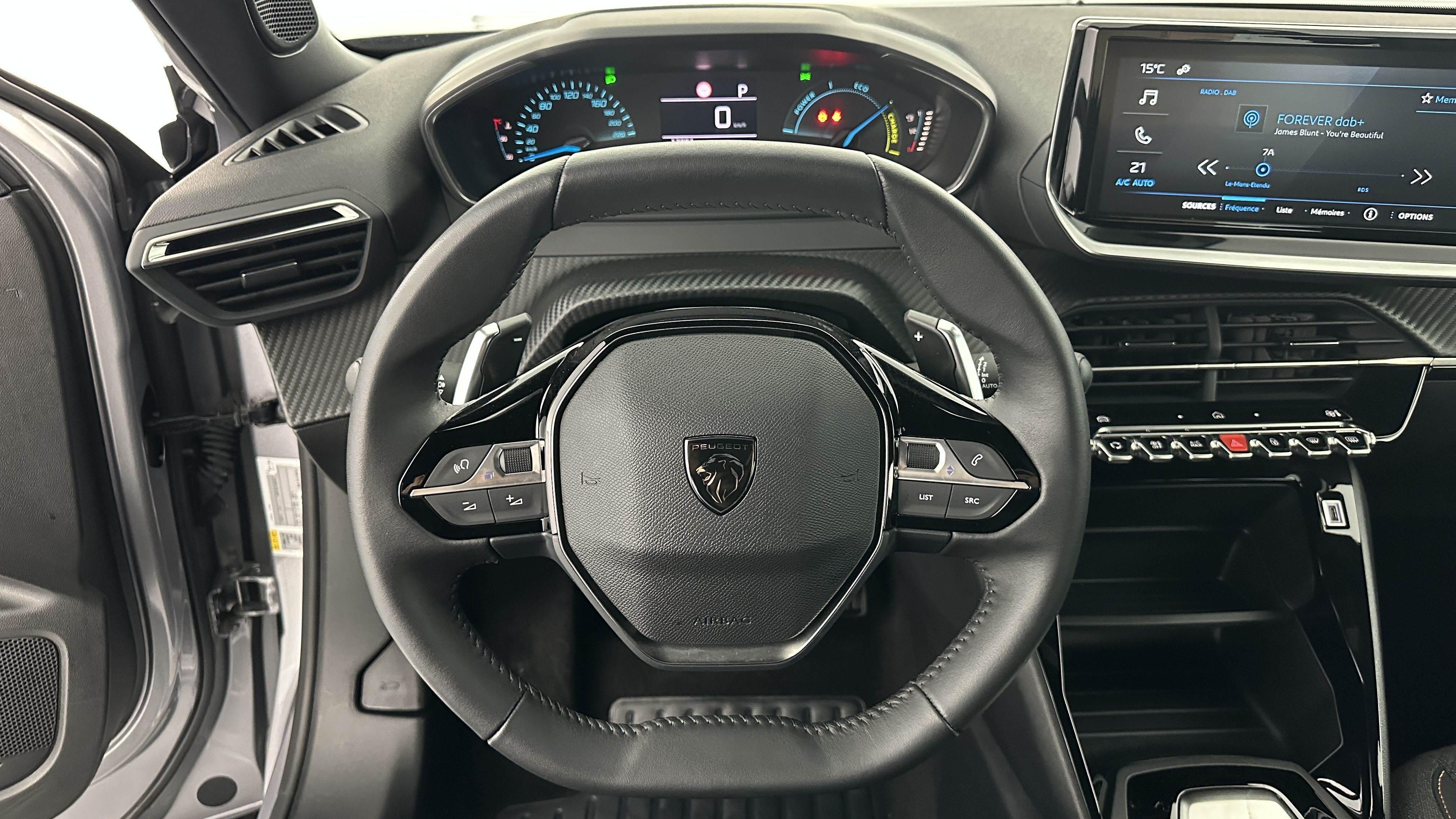 GLI00012454_p53 - PEUGEOT - 2008 - 2025 - photo 12